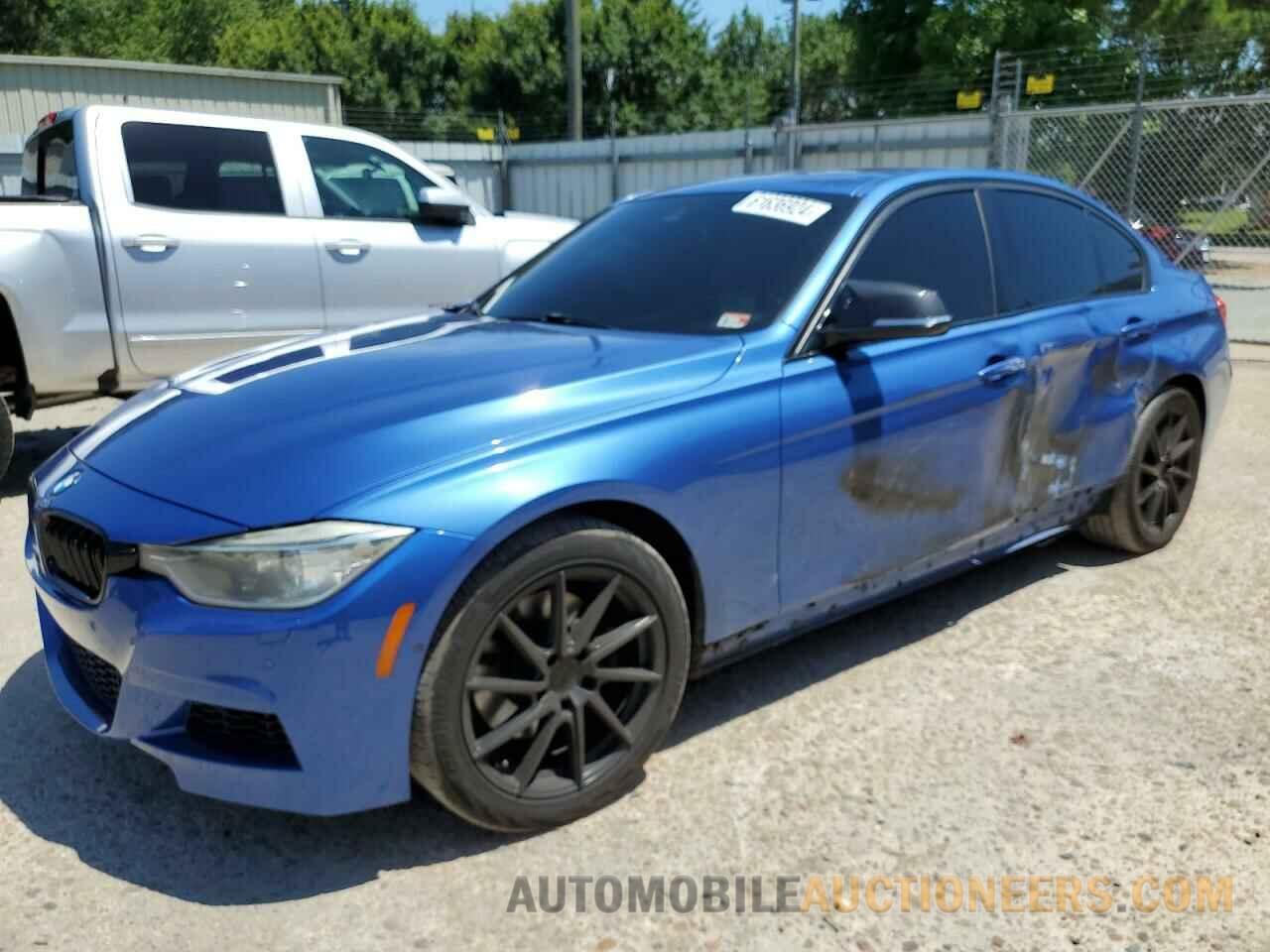 WBA3B5C54DF592028 BMW 3 SERIES 2013