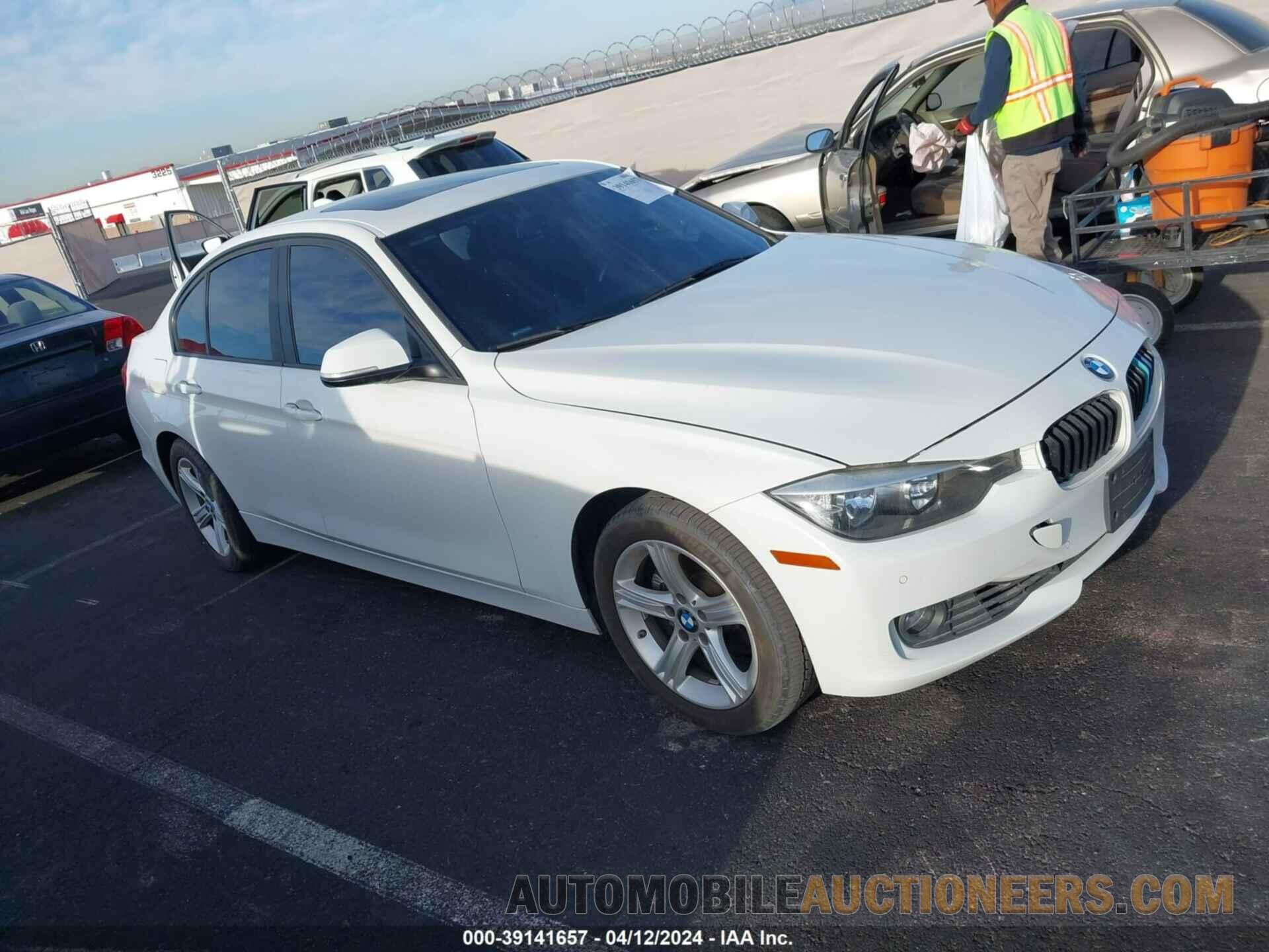 WBA3B5C54FF962736 BMW 328I 2015