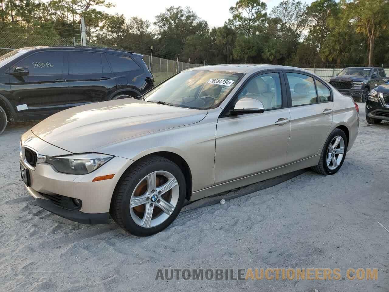 WBA3B5C57DF597532 BMW 3 SERIES 2013