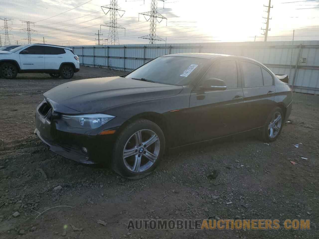 WBA3B5C58DF596051 BMW 3 SERIES 2013