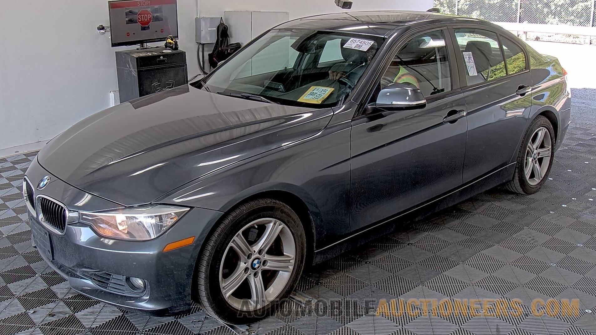 WBA3B5G50FNS18048 BMW 3 Series 2015