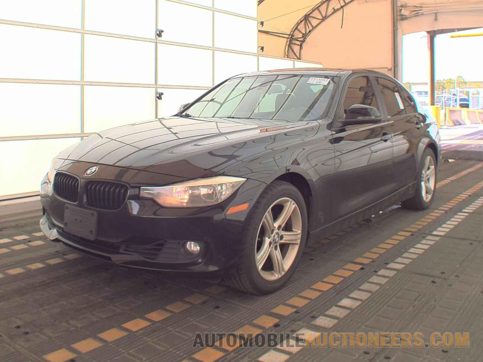 WBA3B5G53FNS15967 BMW 3 Series 2015