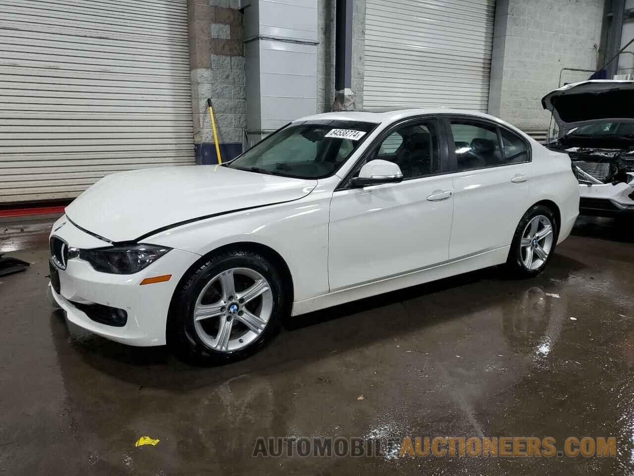 WBA3B5G57DNS03866 BMW 3 SERIES 2013