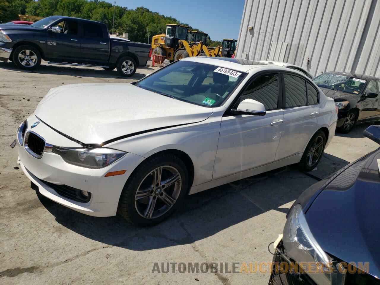 WBA3B5G57FNS19004 BMW 3 SERIES 2015