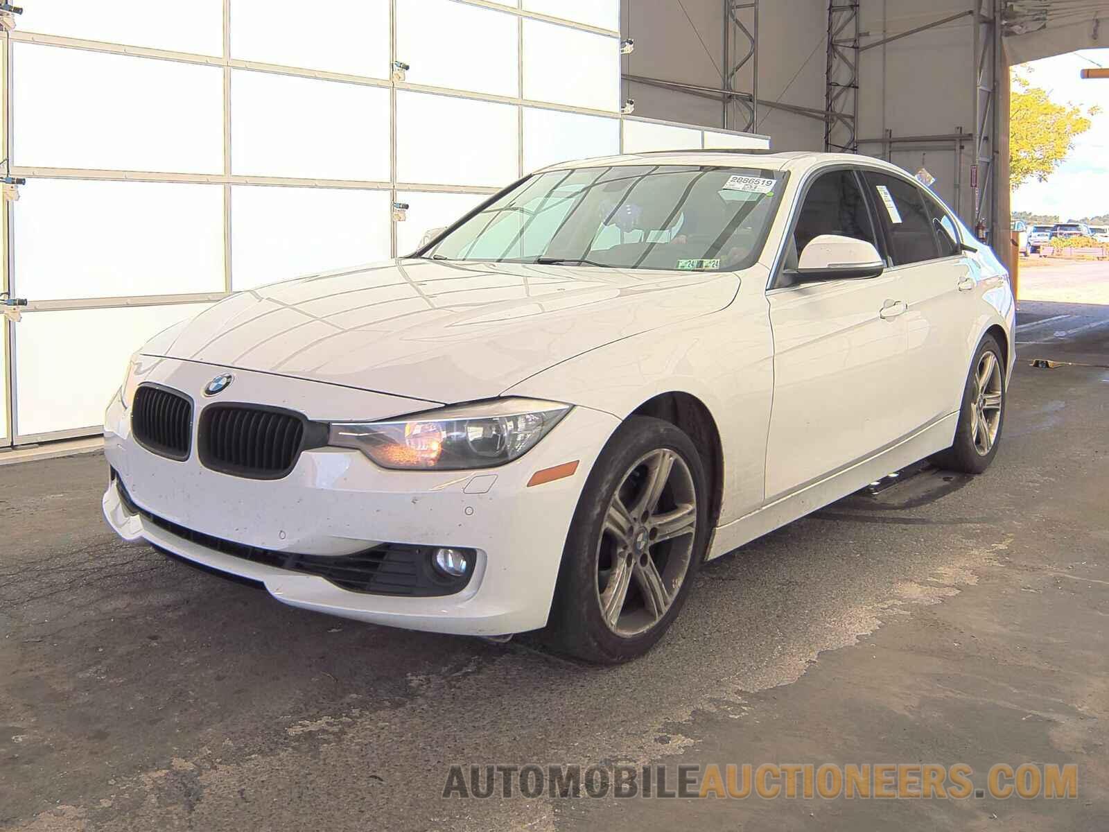 WBA3B5G58FNS11669 BMW 3 Series 2015