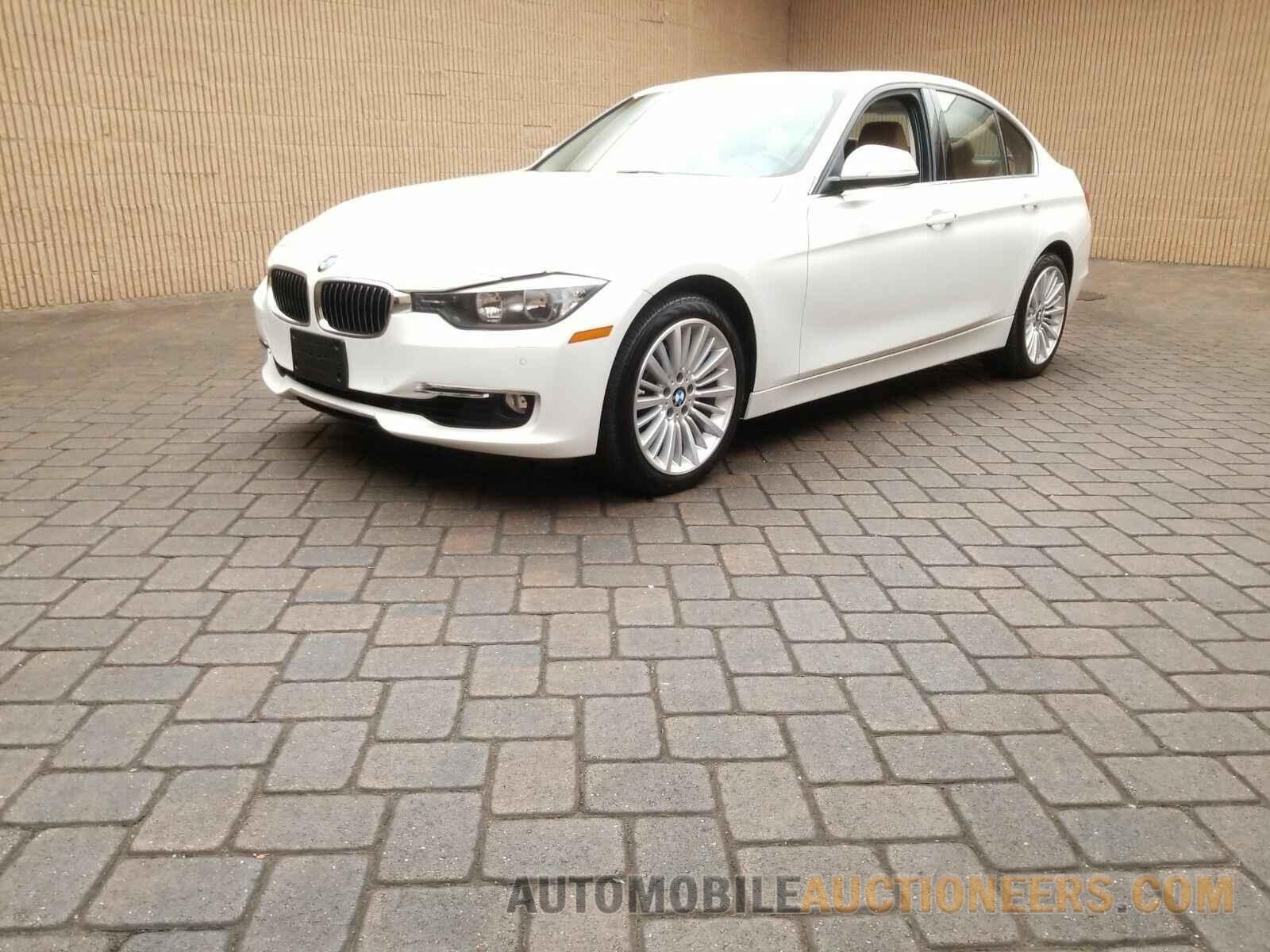 WBA3B5G58FNS17942 BMW 3 Series 2015