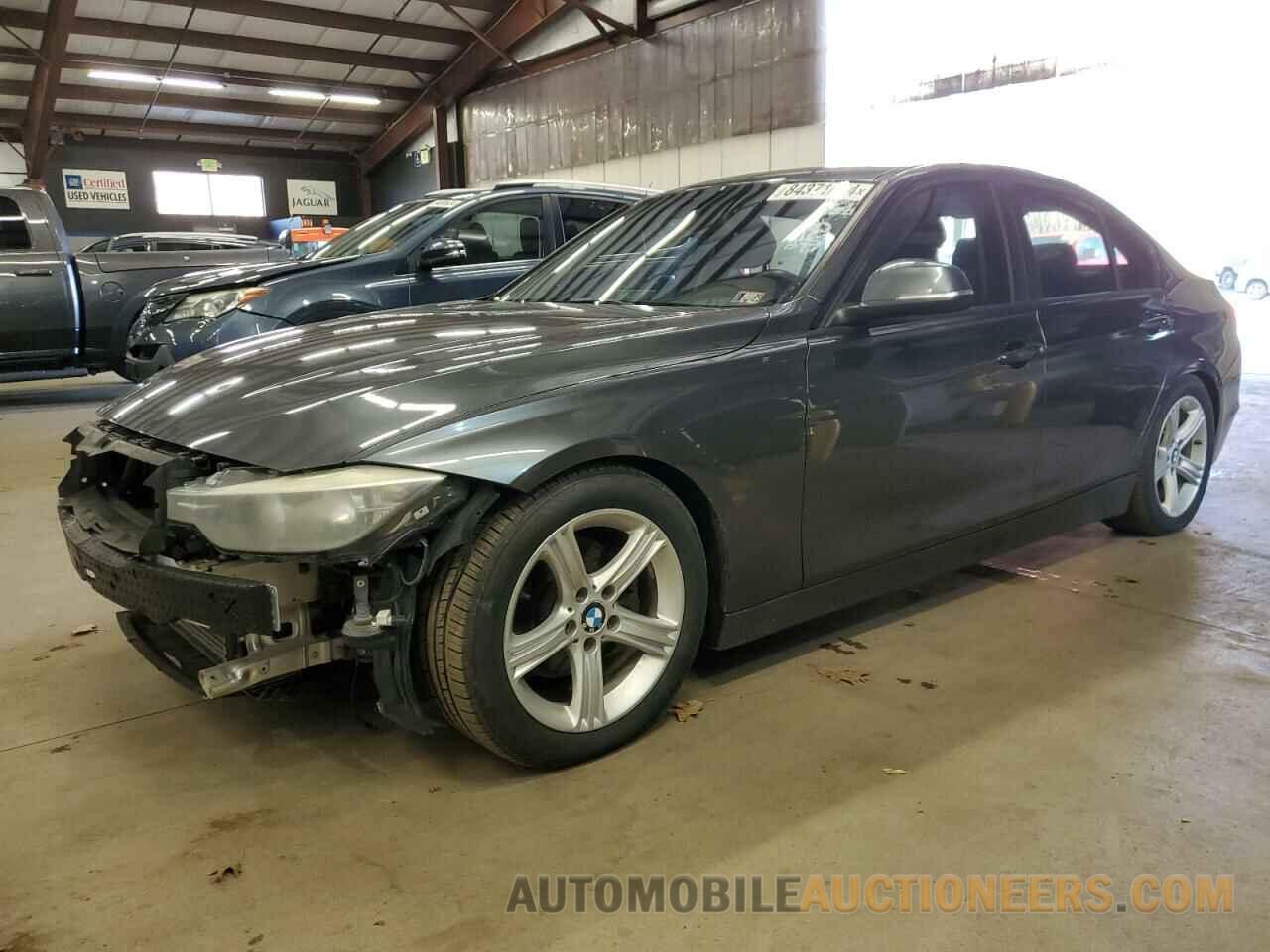 WBA3B5G59DNS00967 BMW 3 SERIES 2013