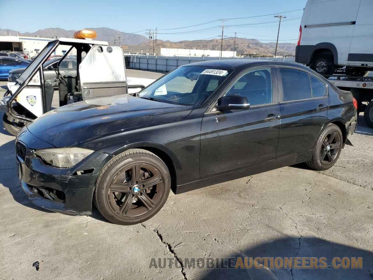 WBA3C1C51DF438639 BMW 3 SERIES 2013