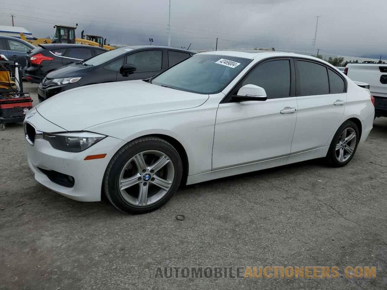 WBA3C1C51FK120885 BMW 3 SERIES 2015