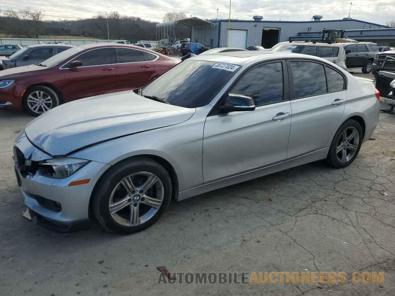 WBA3C1C53DF437783 BMW 3 SERIES 2013