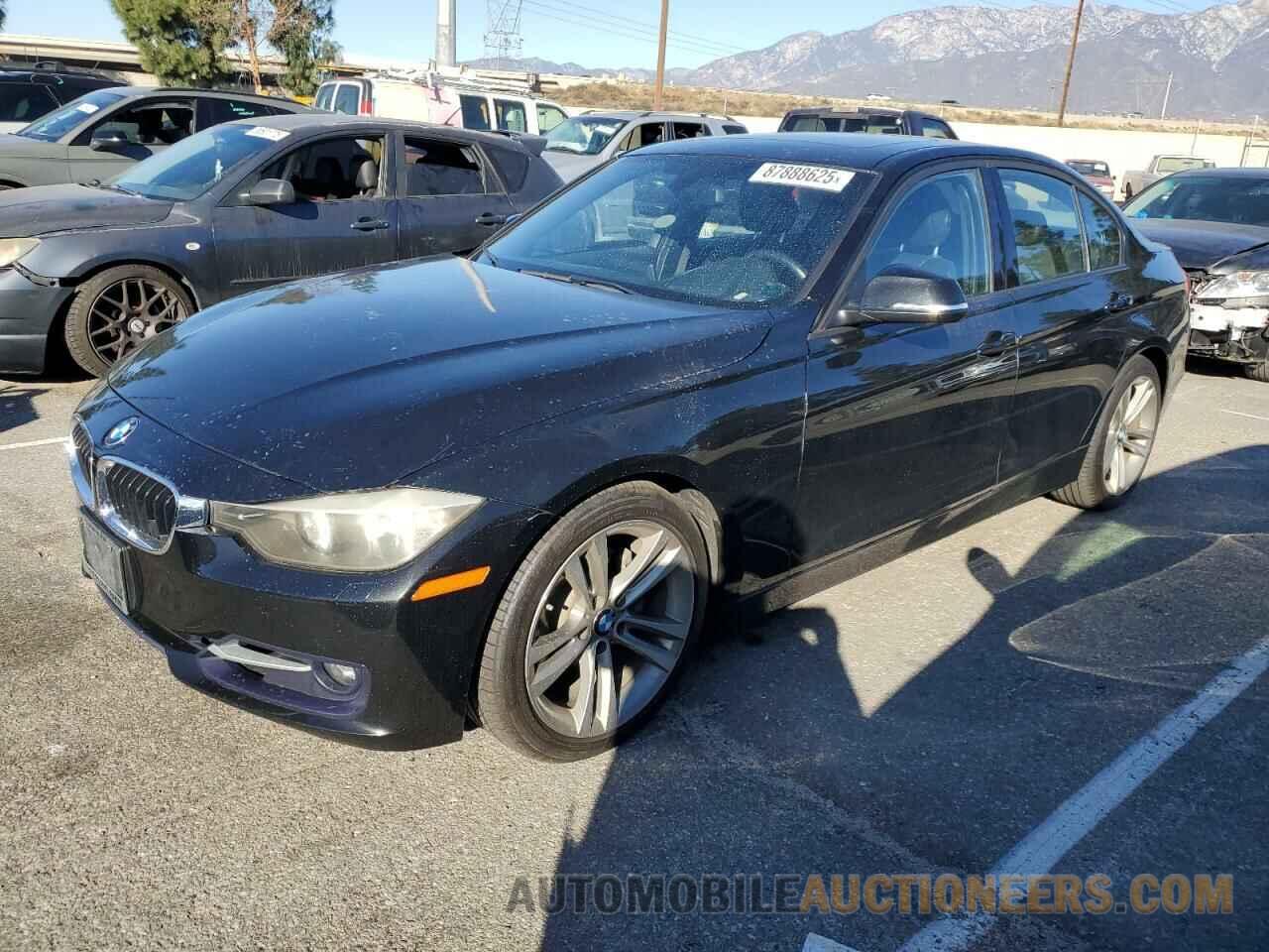 WBA3C1C54DF435329 BMW 3 SERIES 2013