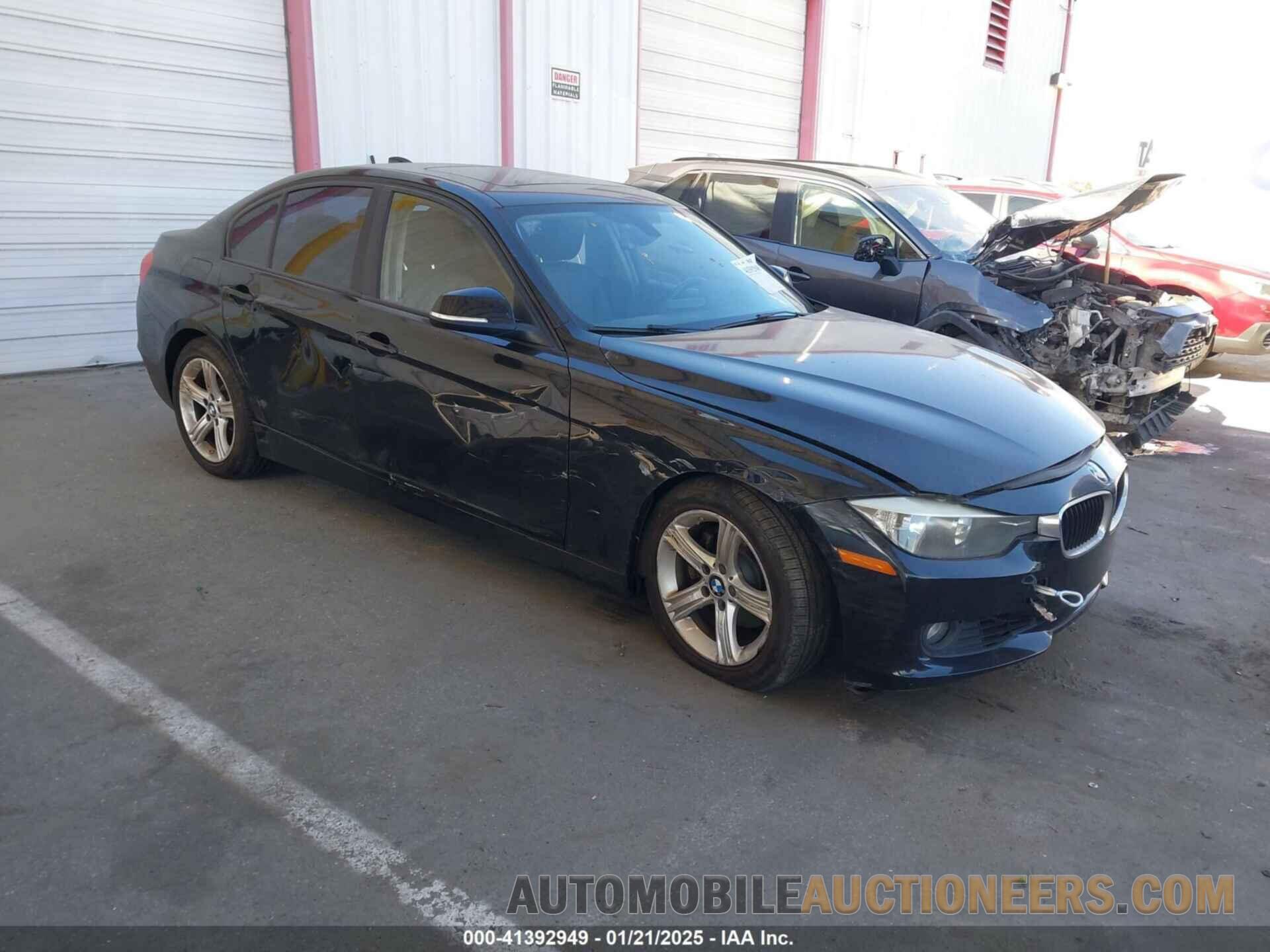 WBA3C1C54DF444998 BMW 328I 2013