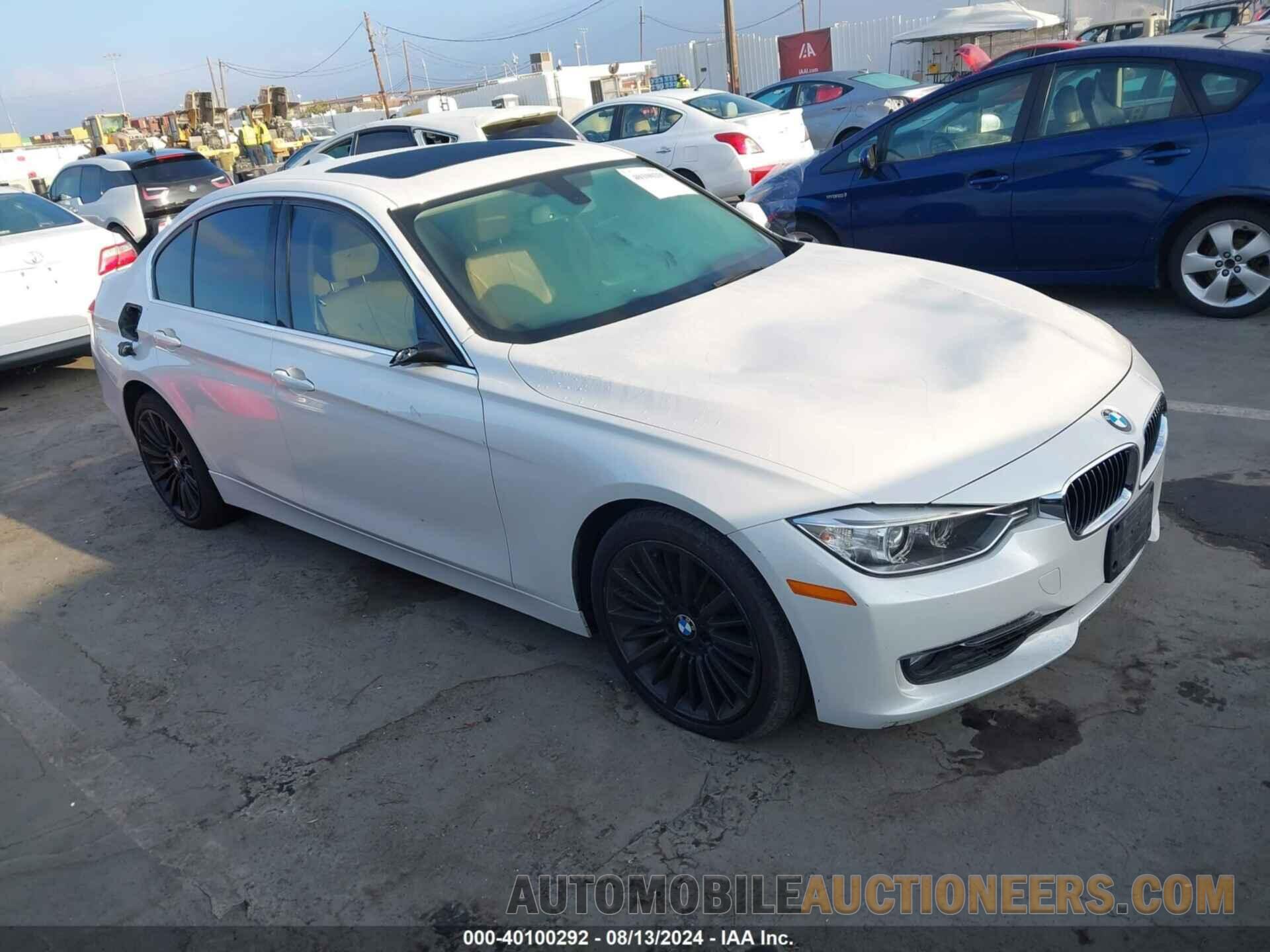 WBA3C1C56DF443917 BMW 328I 2013