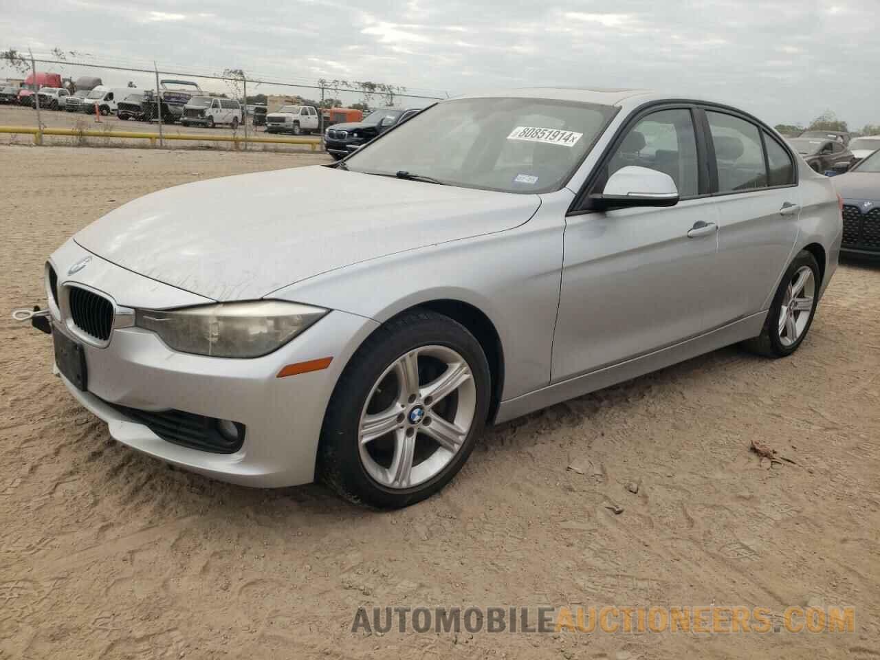 WBA3C1C56DF444811 BMW 3 SERIES 2013