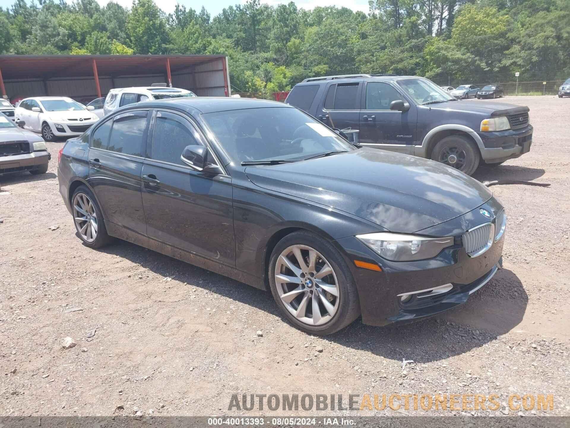 WBA3C1C57CF432682 BMW 328I 2012