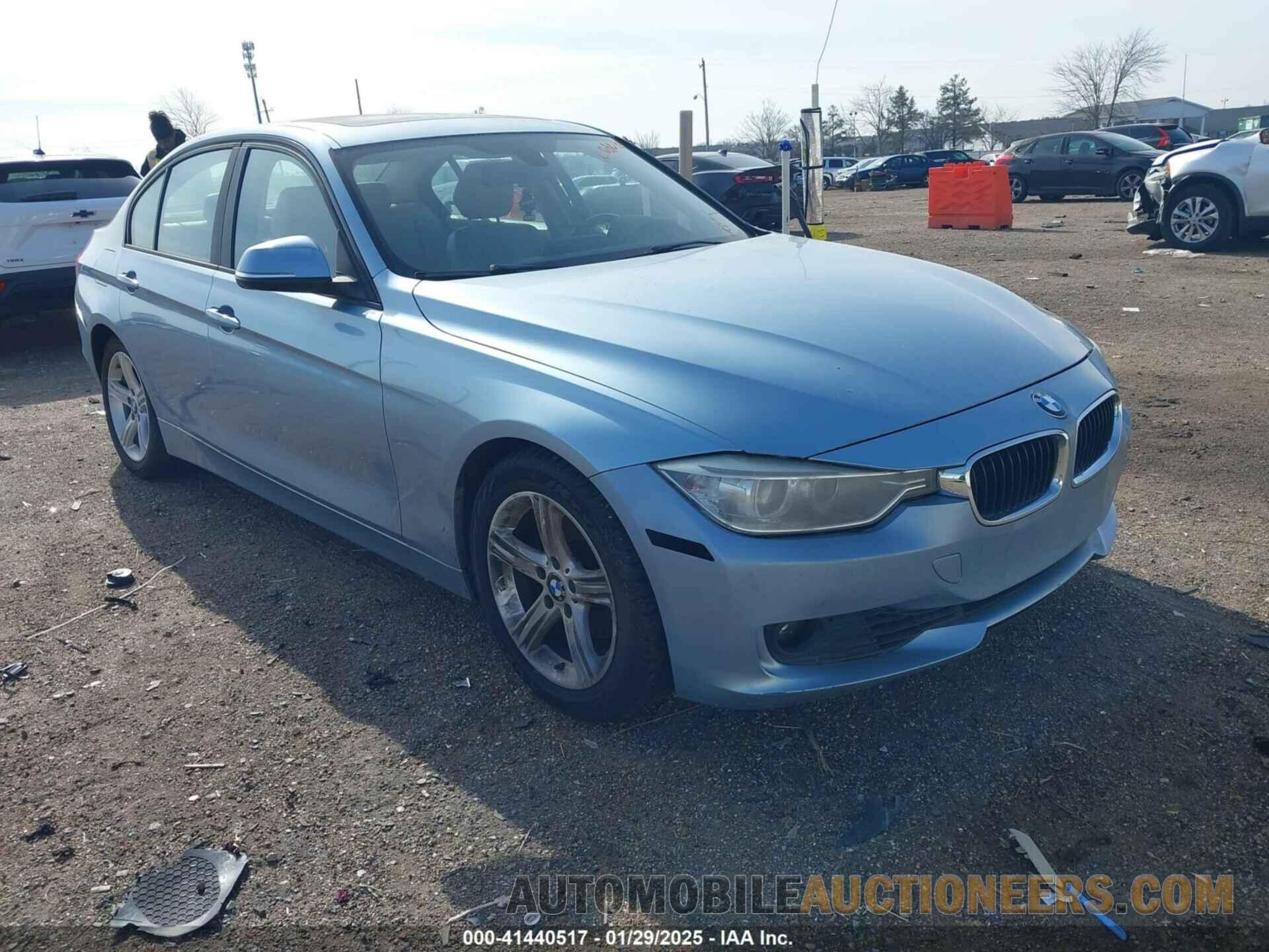 WBA3C1C57DF440895 BMW 328I 2013