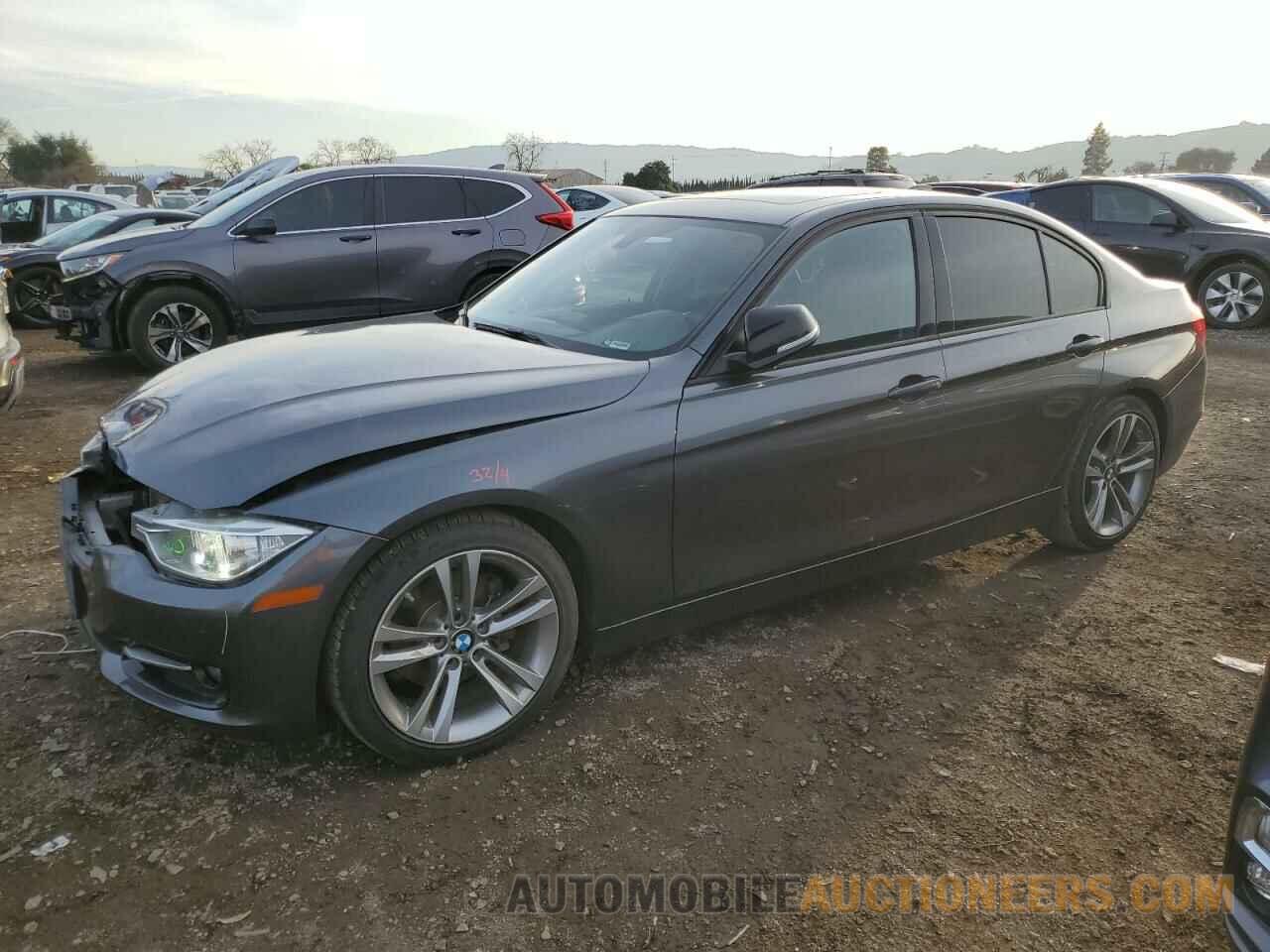 WBA3C1C58EK106822 BMW 3 SERIES 2014