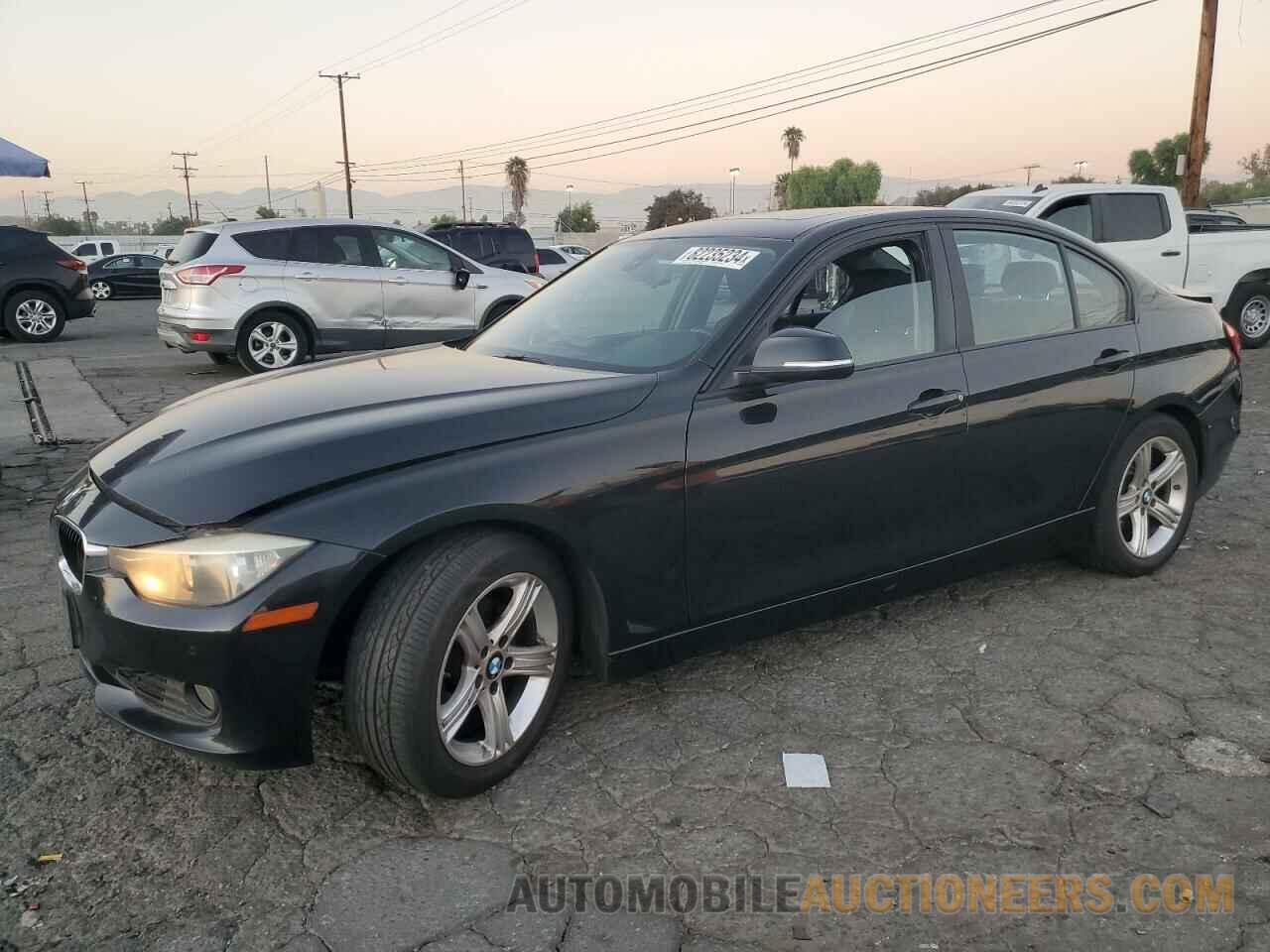 WBA3C1C58EK113849 BMW 3 SERIES 2014