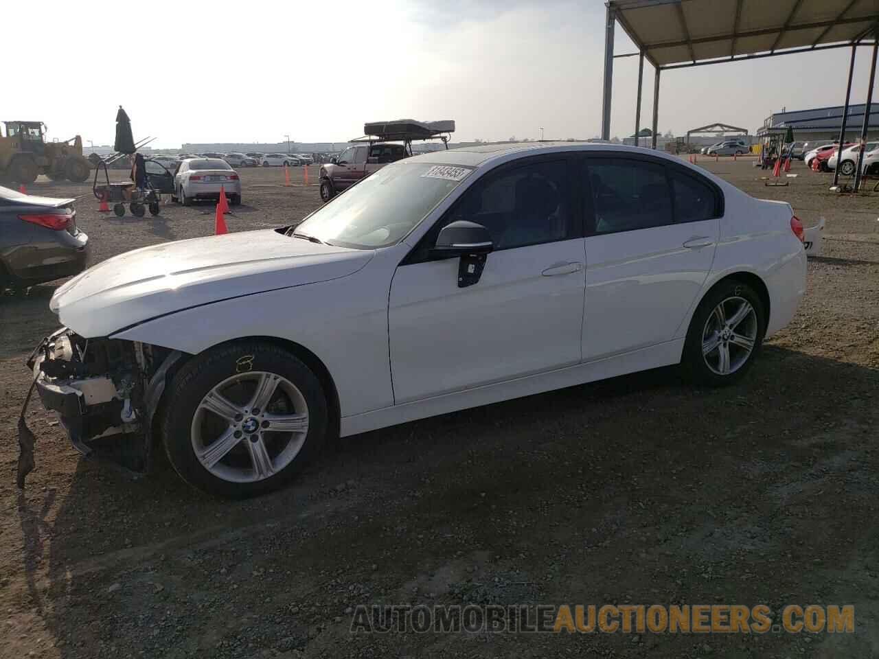 WBA3C1C58FK124819 BMW 3 SERIES 2015