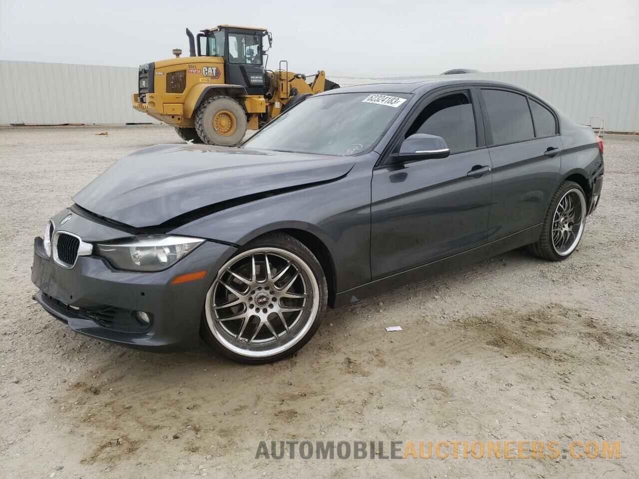 WBA3C1C5XFK120724 BMW 3 SERIES 2015