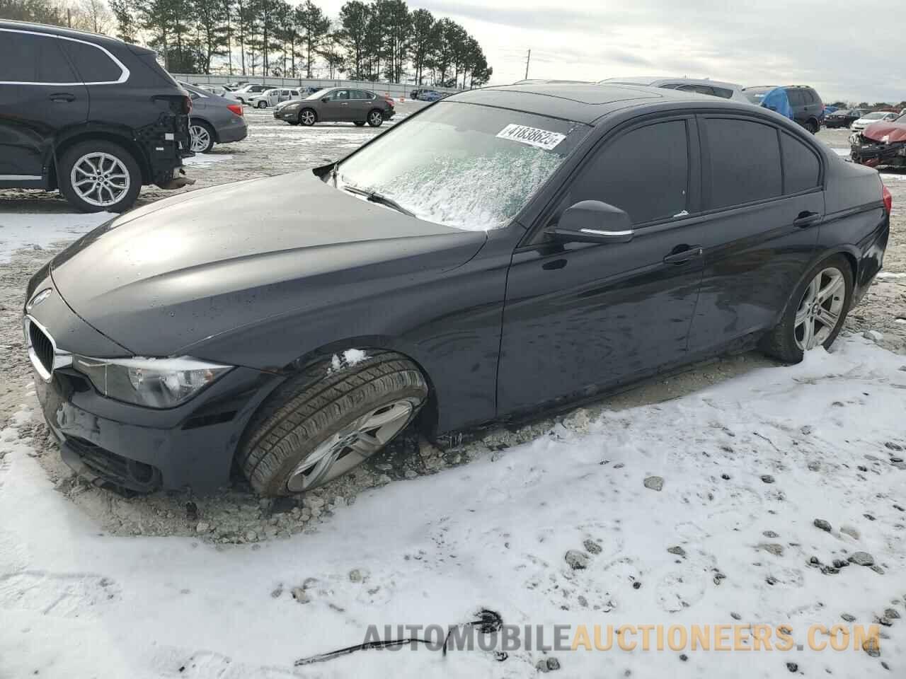 WBA3C1G54DNR48077 BMW 3 SERIES 2013