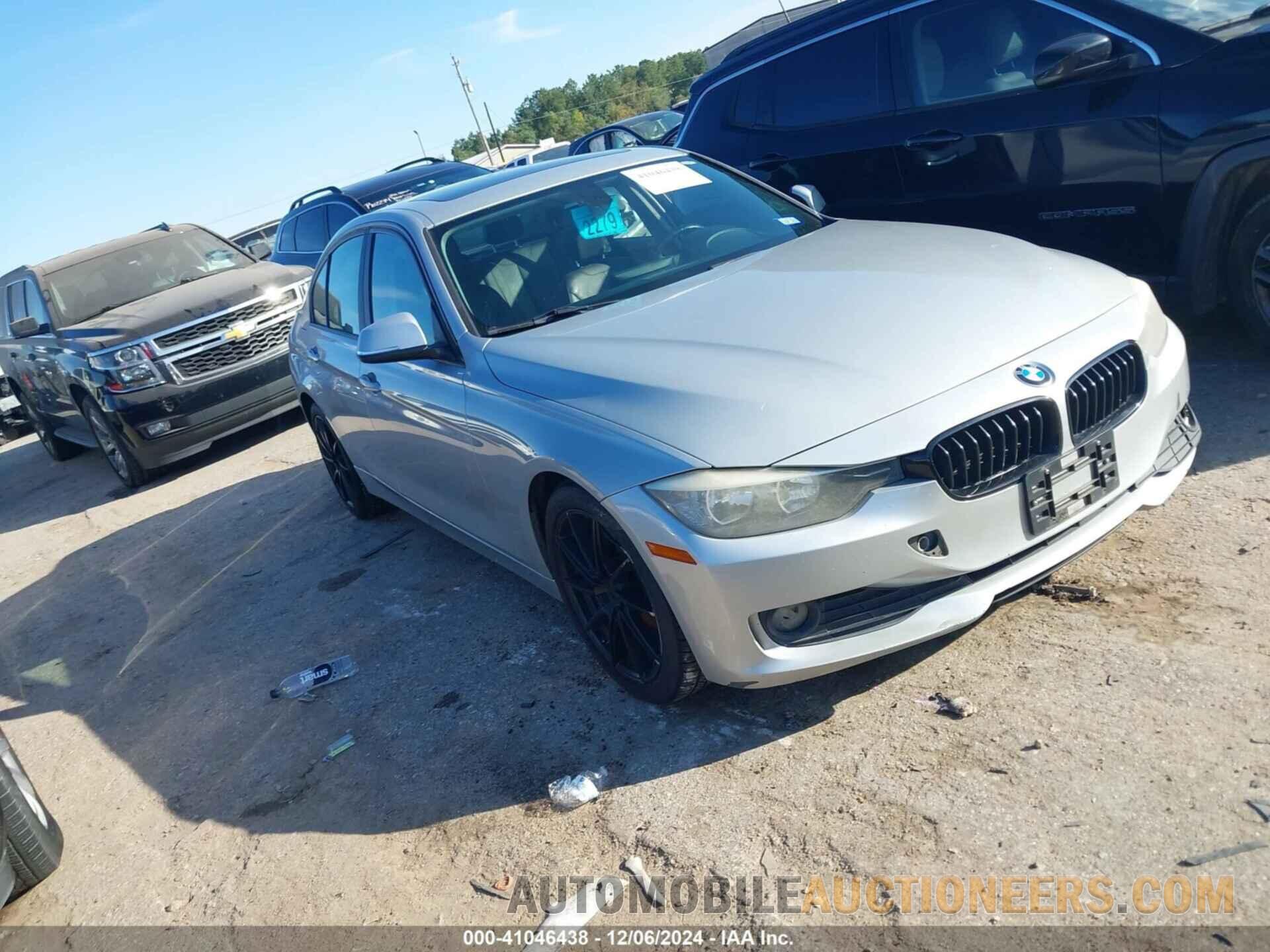 WBA3C3C54EF984977 BMW 320I 2014