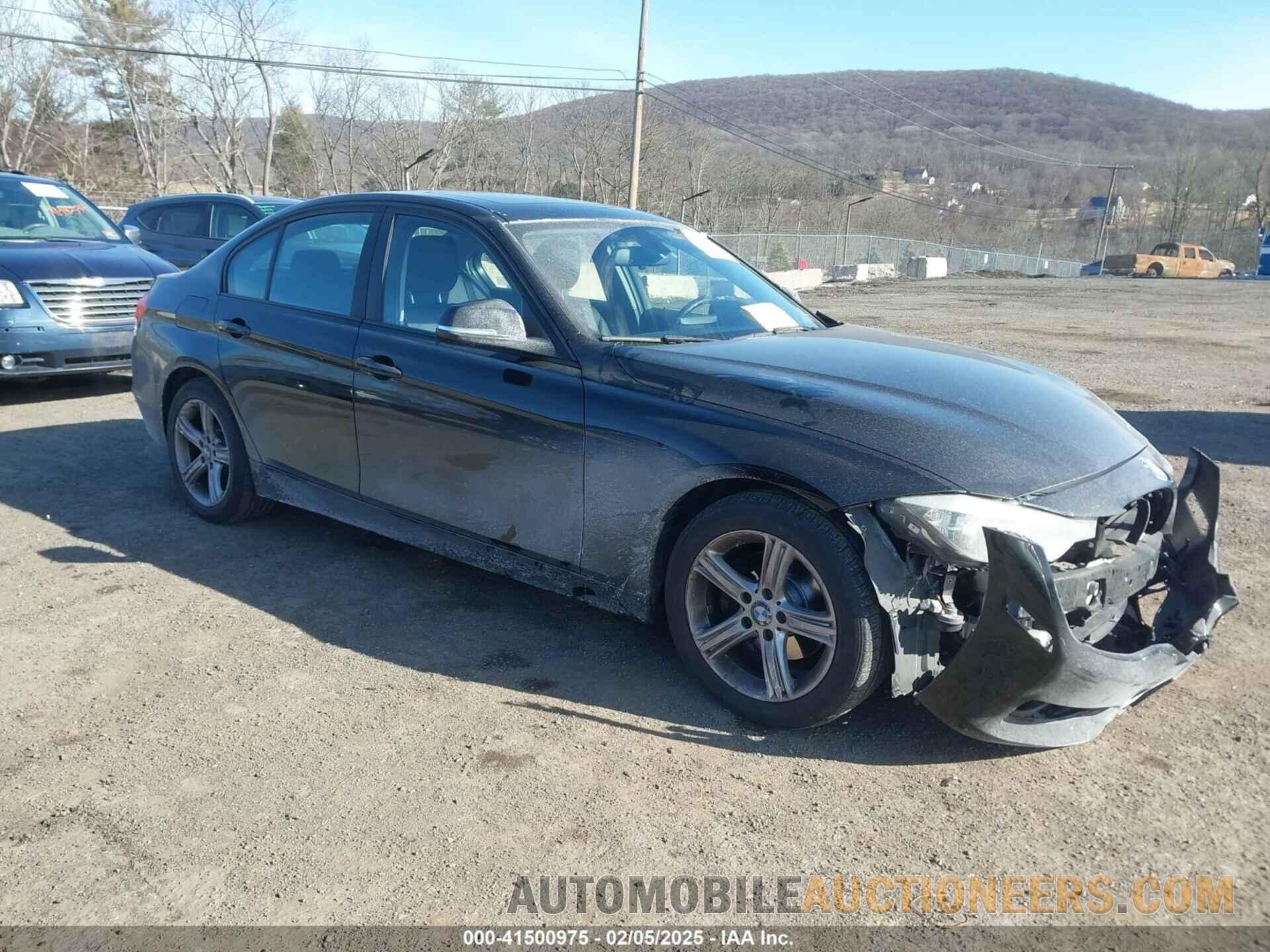 WBA3C3C55DF979477 BMW 320I 2013