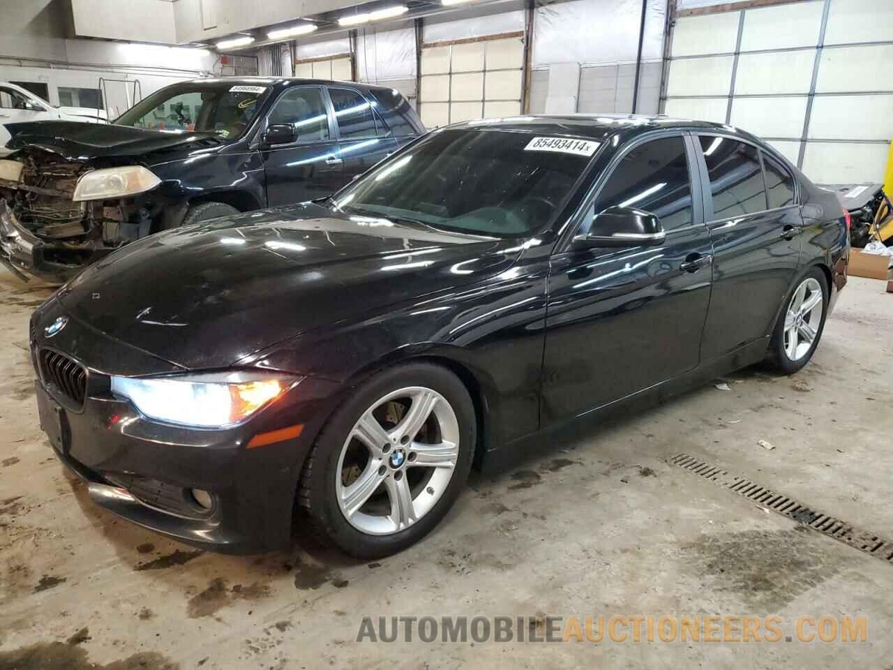 WBA3C3C55DF980452 BMW 3 SERIES 2013