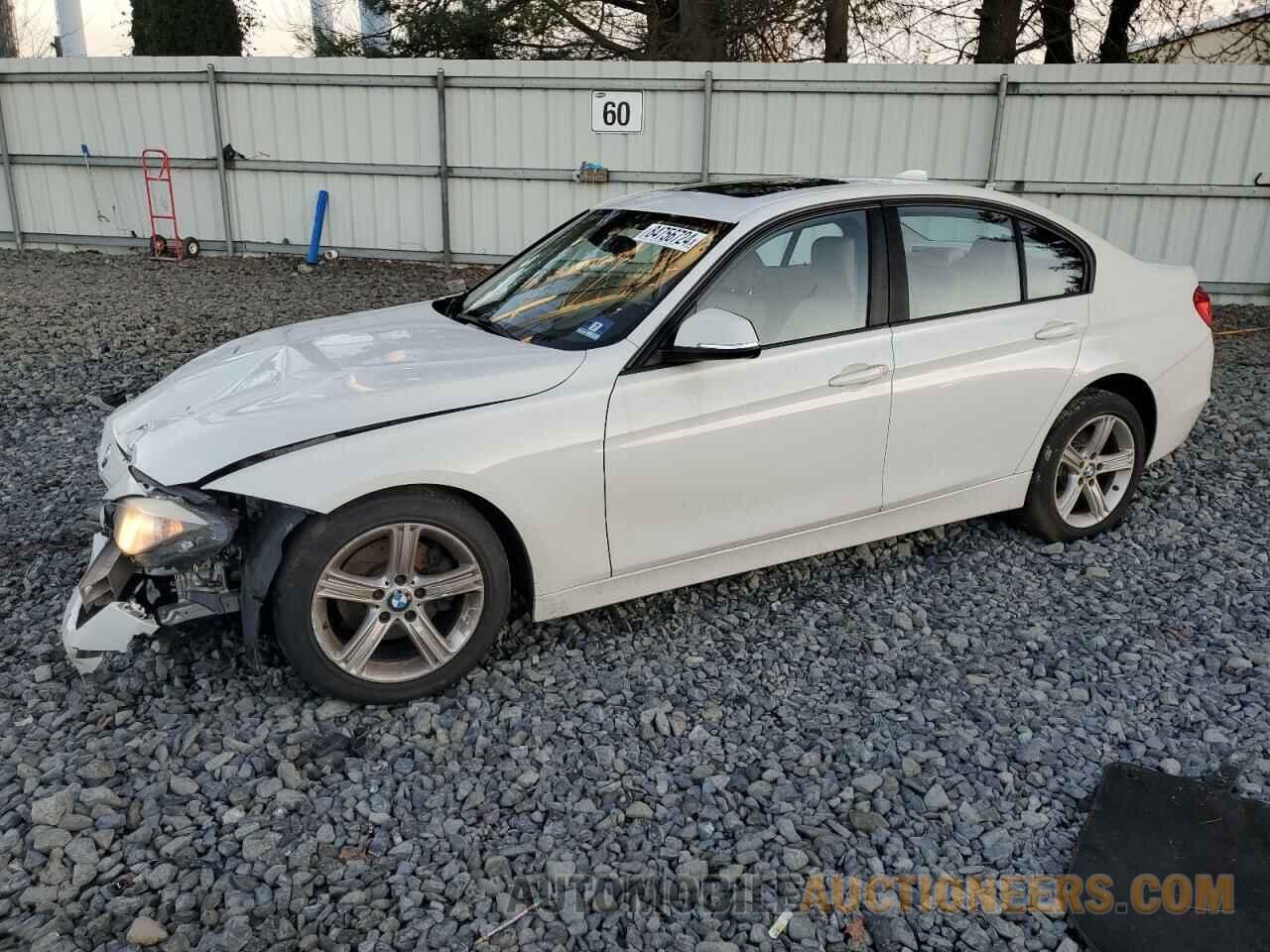 WBA3C3C58DF979263 BMW 3 SERIES 2013