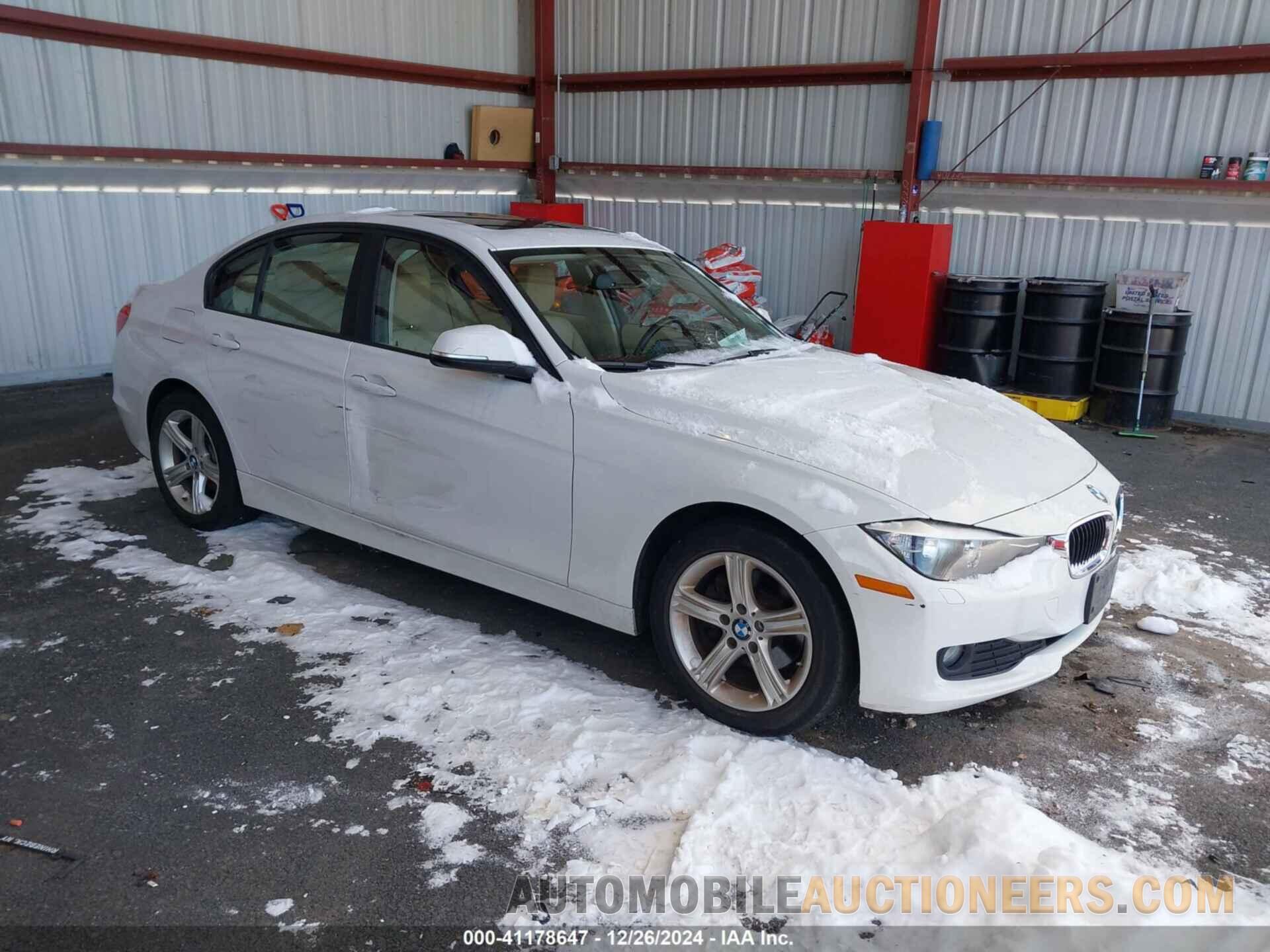 WBA3C3C5XEF984207 BMW 320I 2014