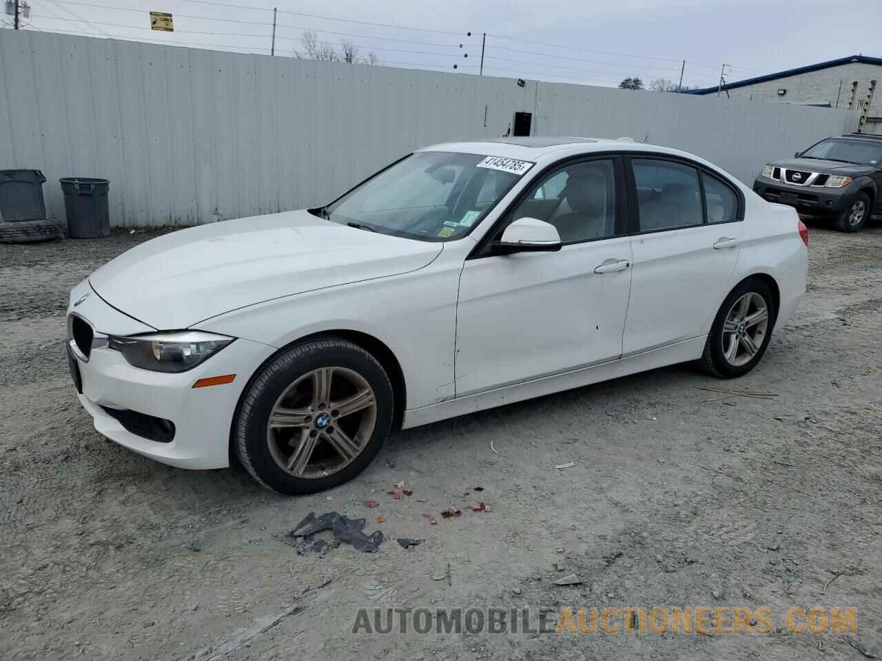 WBA3C3C5XEPV90880 BMW 3 SERIES 2014