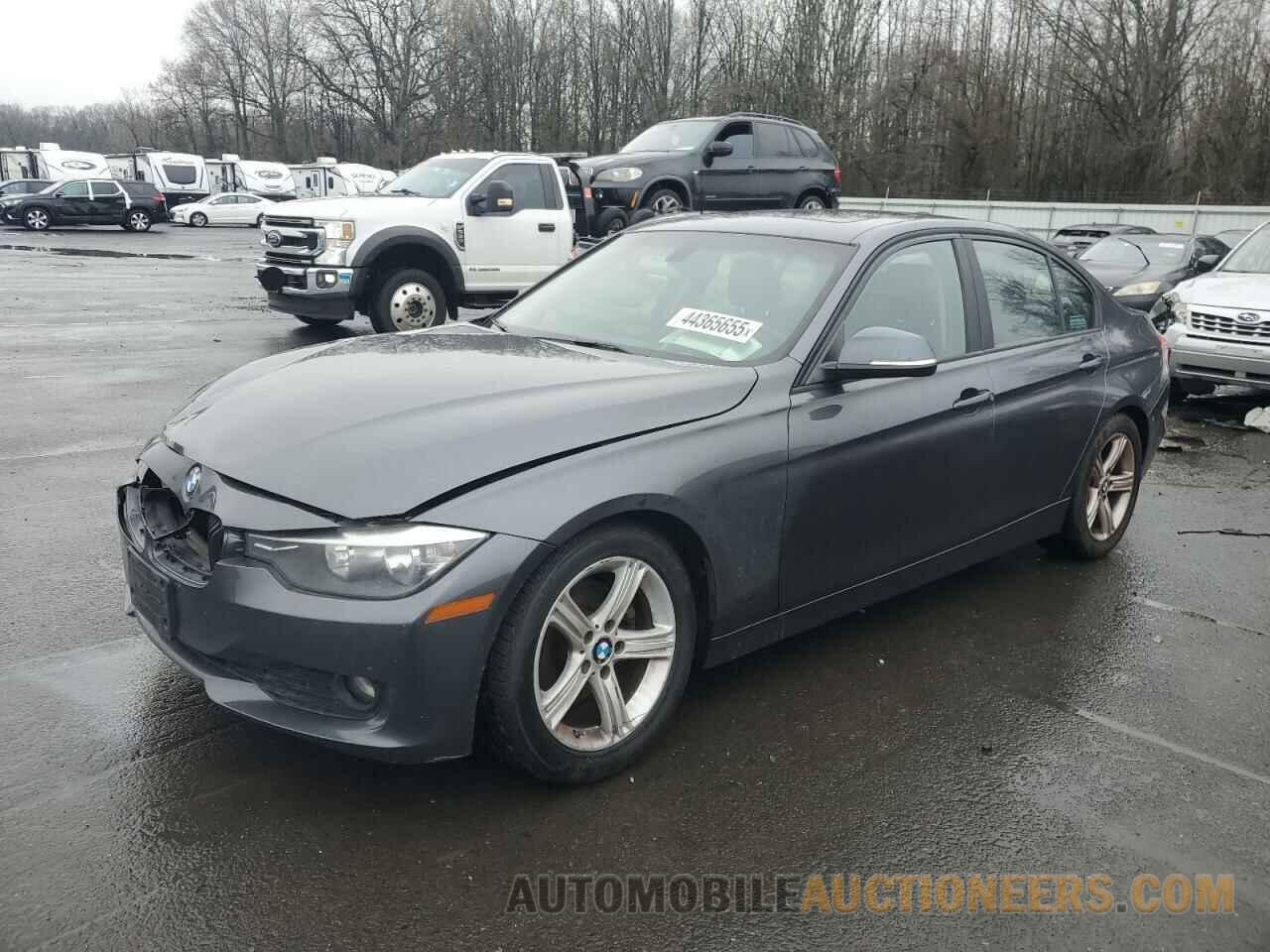 WBA3C3G50ENS71381 BMW 3 SERIES 2014