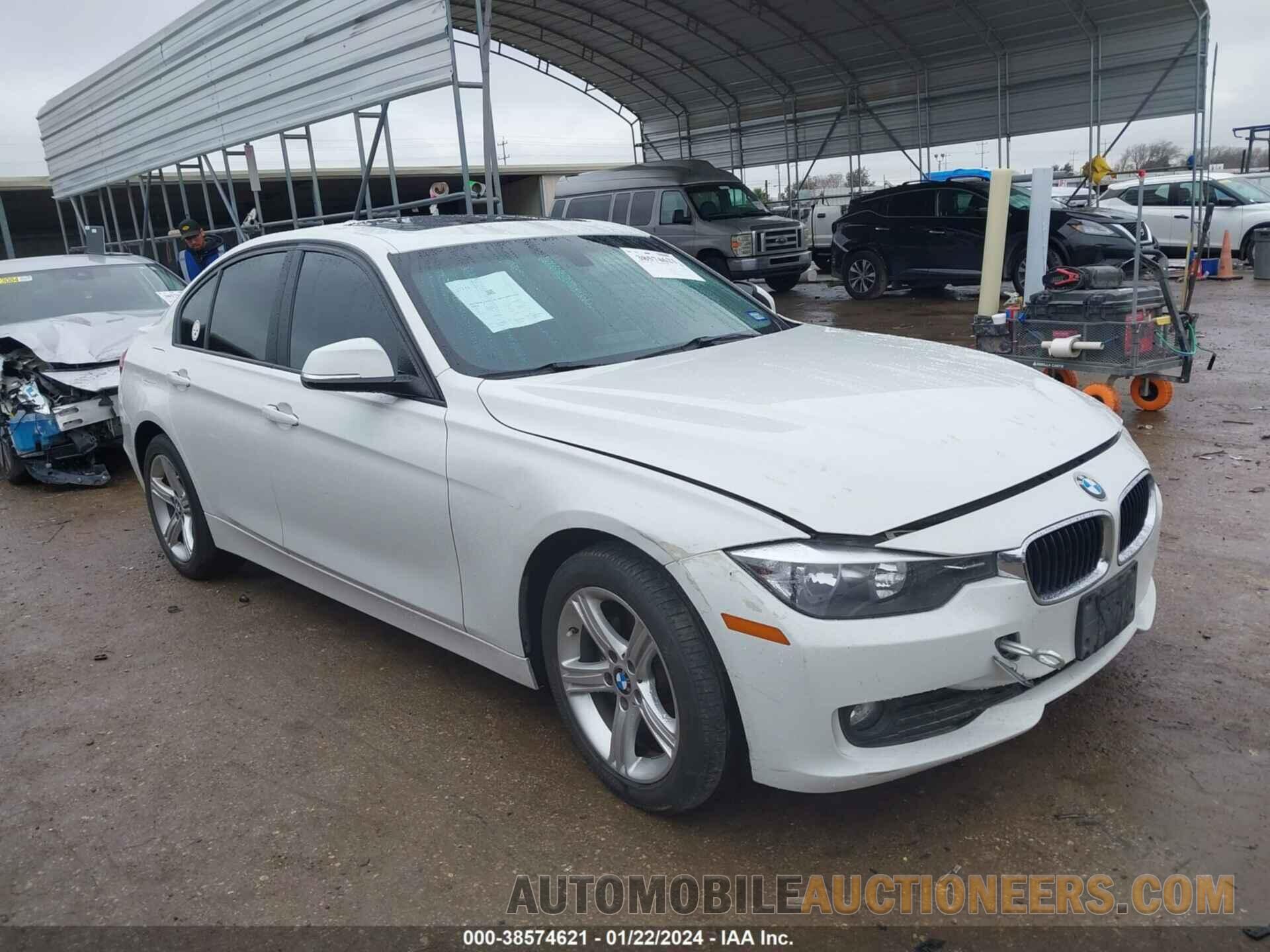 WBA3C3G51FNS74517 BMW 320I 2015