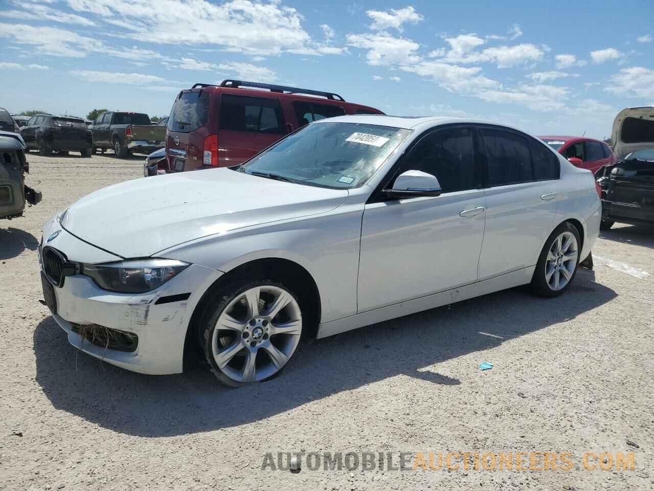 WBA3C3G55FNT52264 BMW 3 SERIES 2015