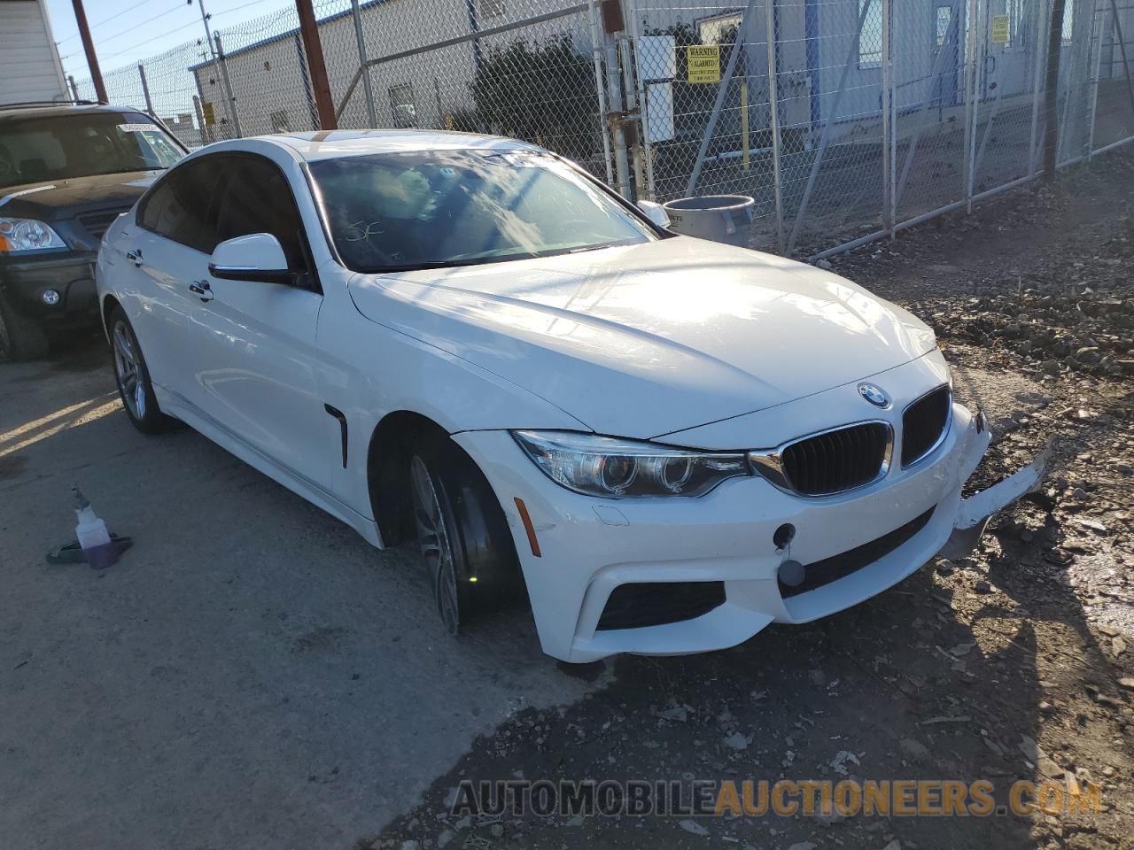 WBA4C9C59FD331985 BMW 4 SERIES 2015