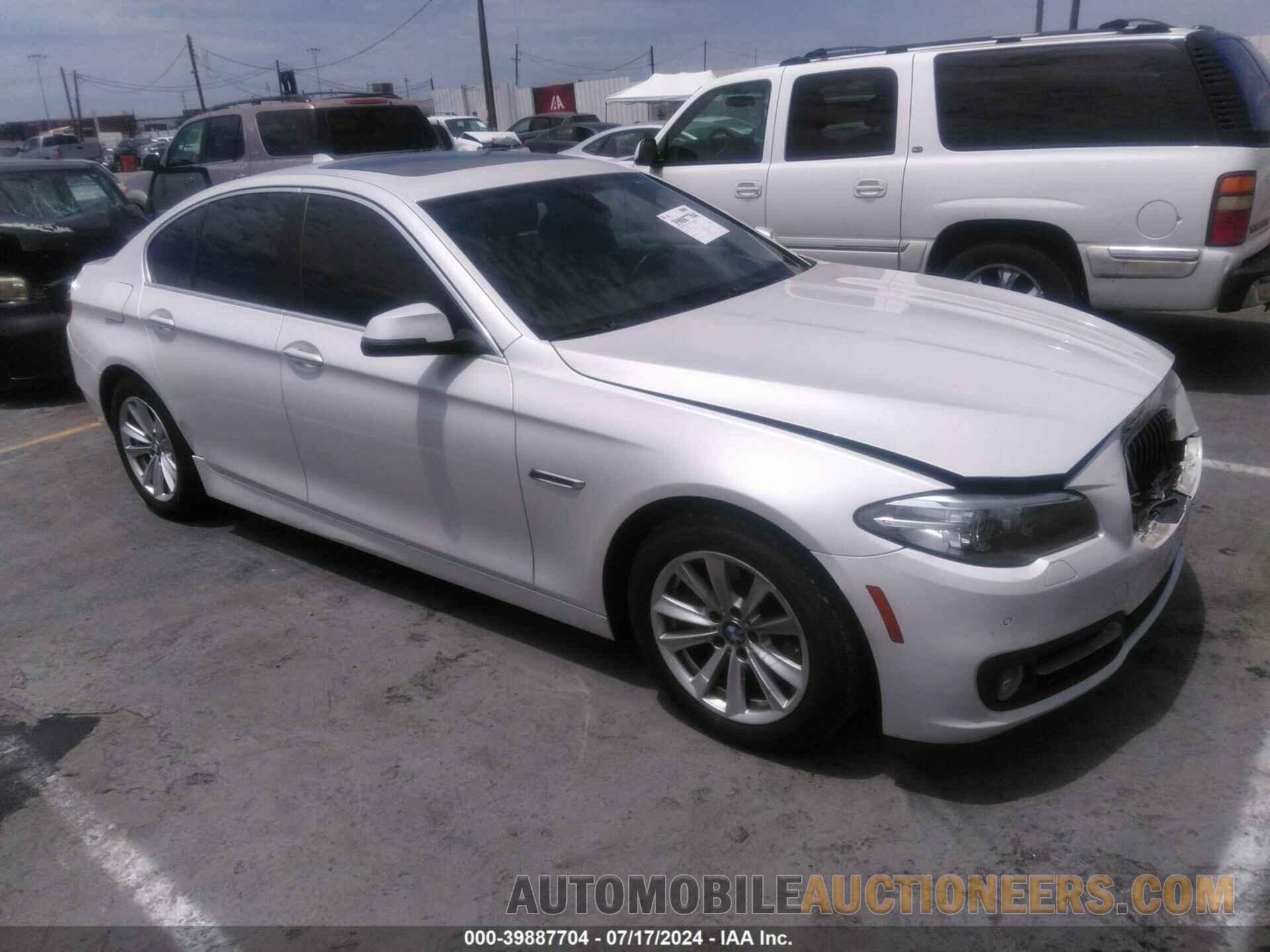 WBA5A5C50FD518552 BMW 528I 2015