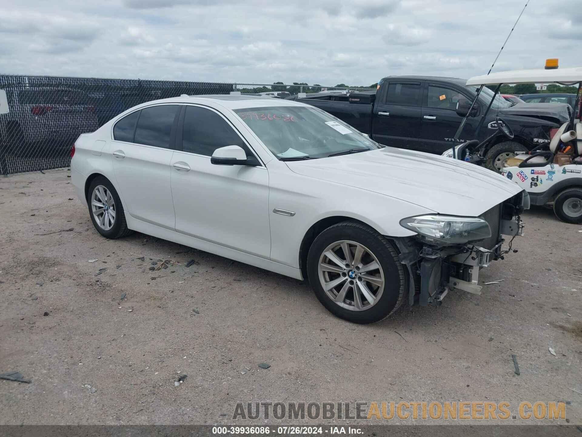 WBA5A5C51FD516390 BMW 528I 2015