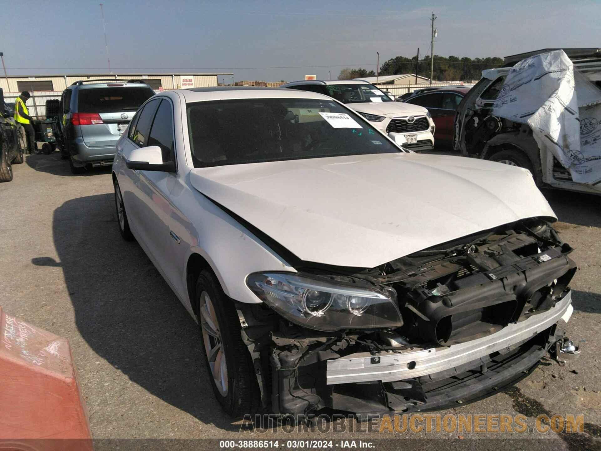 WBA5A5C52FD516267 BMW 528I 2015