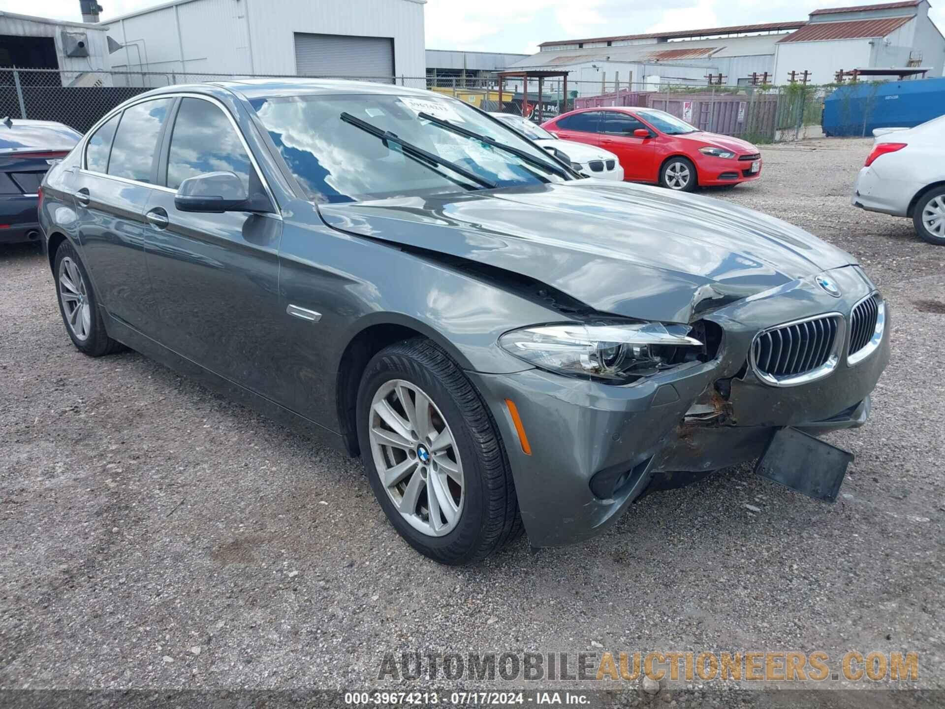 WBA5A5C53FD515225 BMW 528I 2015