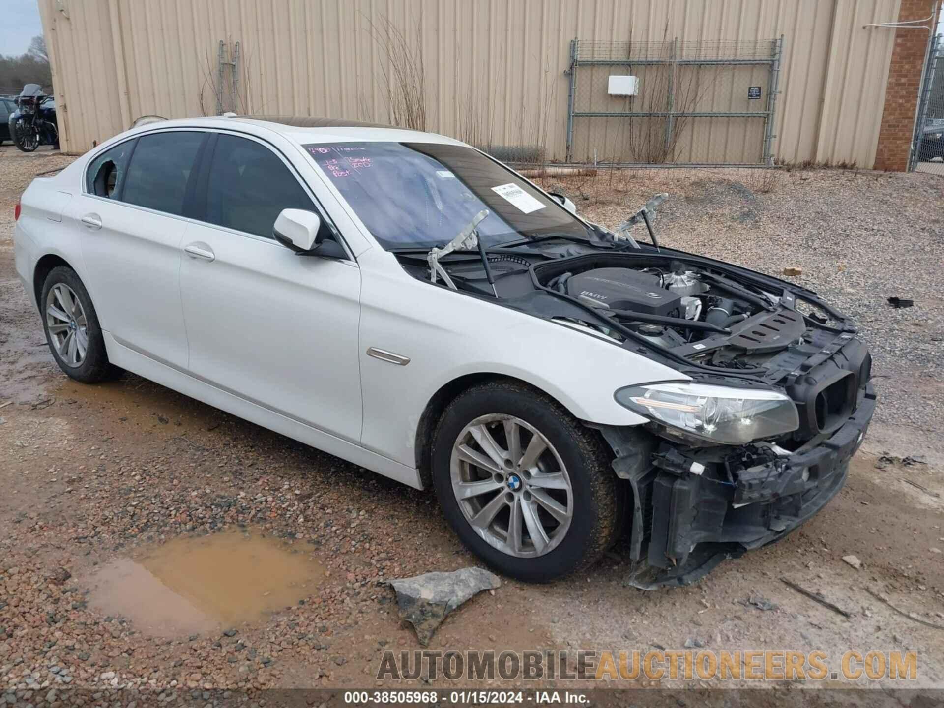 WBA5A5C54FD518067 BMW 528I 2015