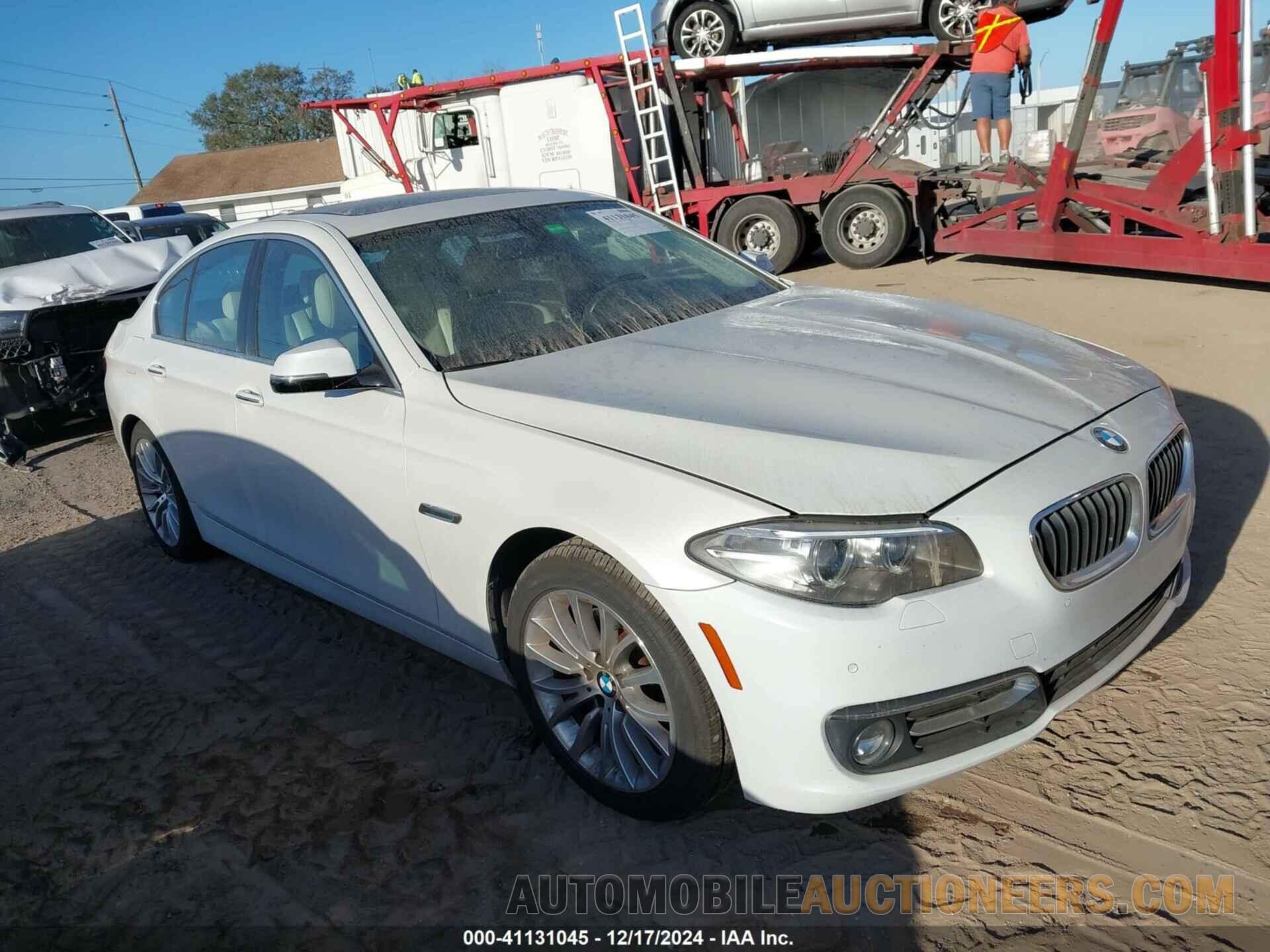 WBA5A5C54FD521714 BMW 528I 2015