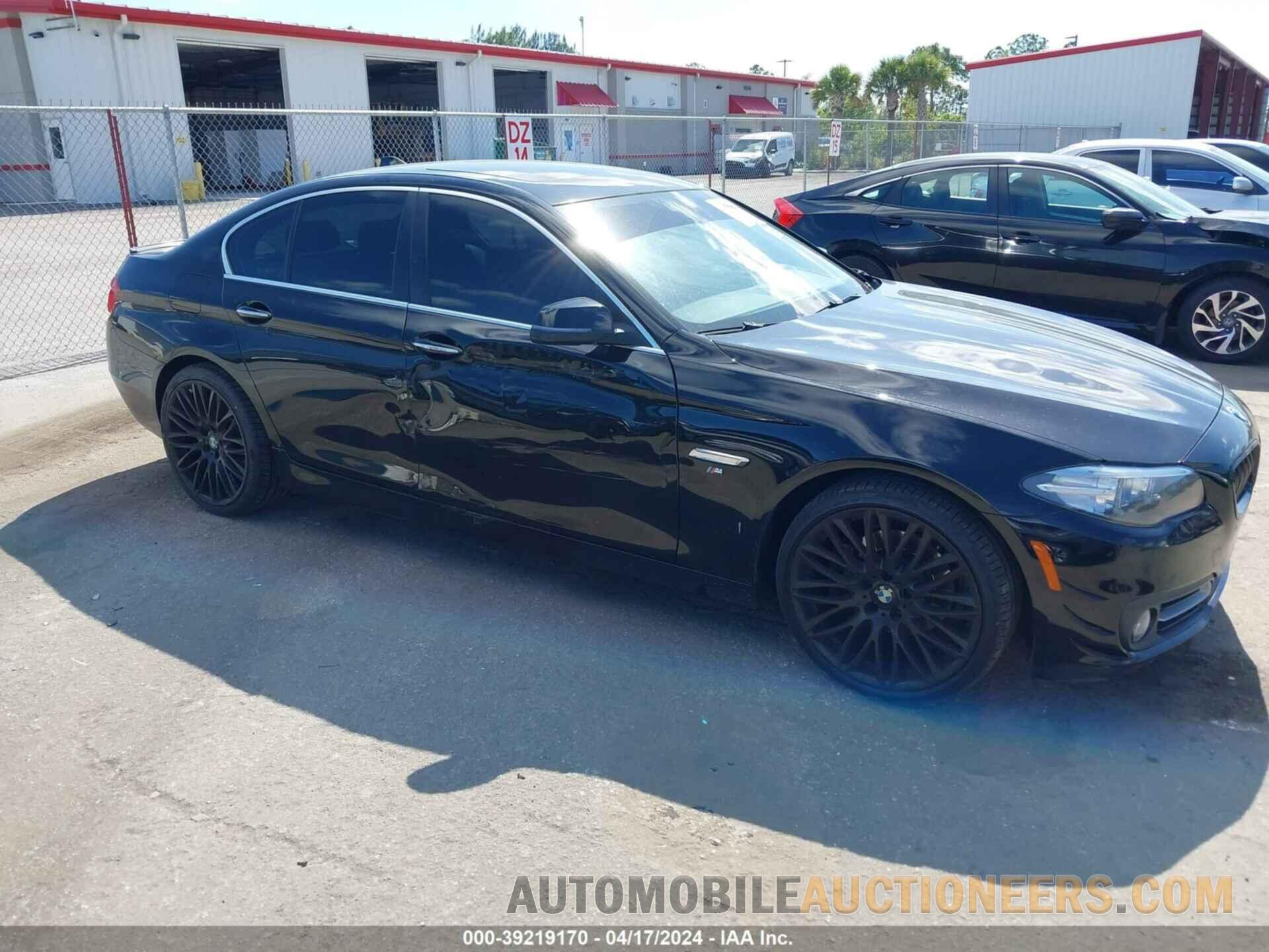 WBA5A5C56FD516031 BMW 528I 2015