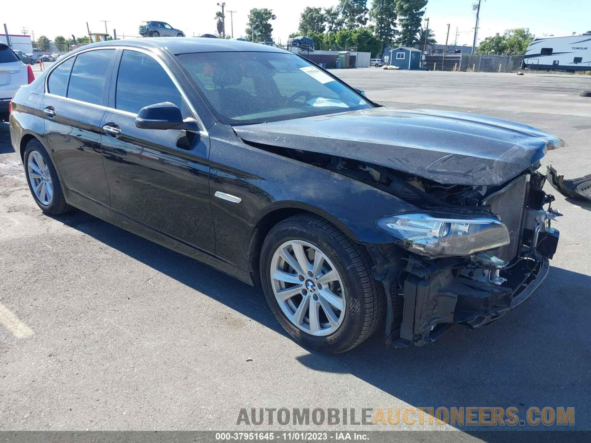 WBA5A5C56FD524369 BMW 528I 2015