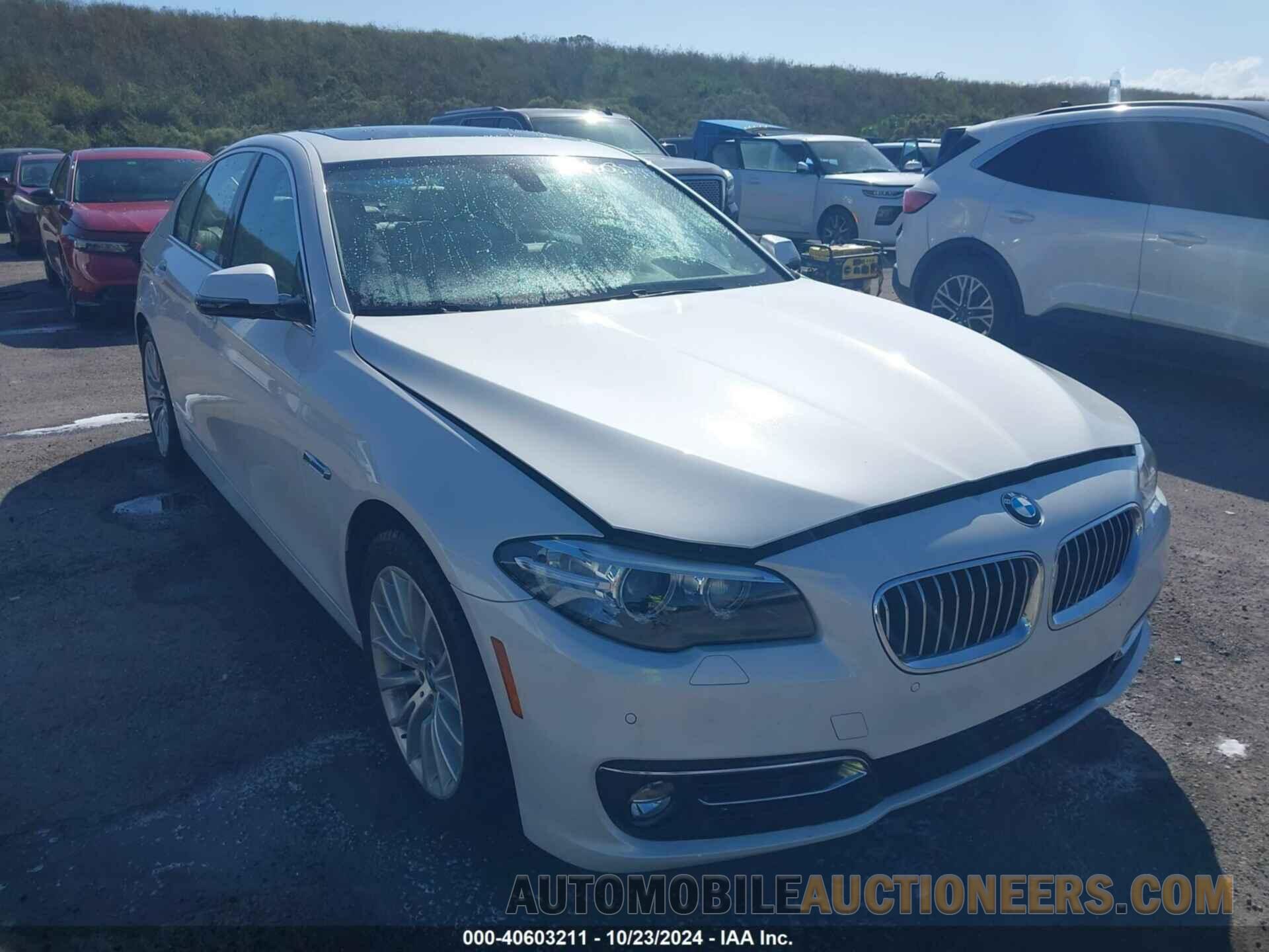 WBA5A5C58FD513695 BMW 528I 2015