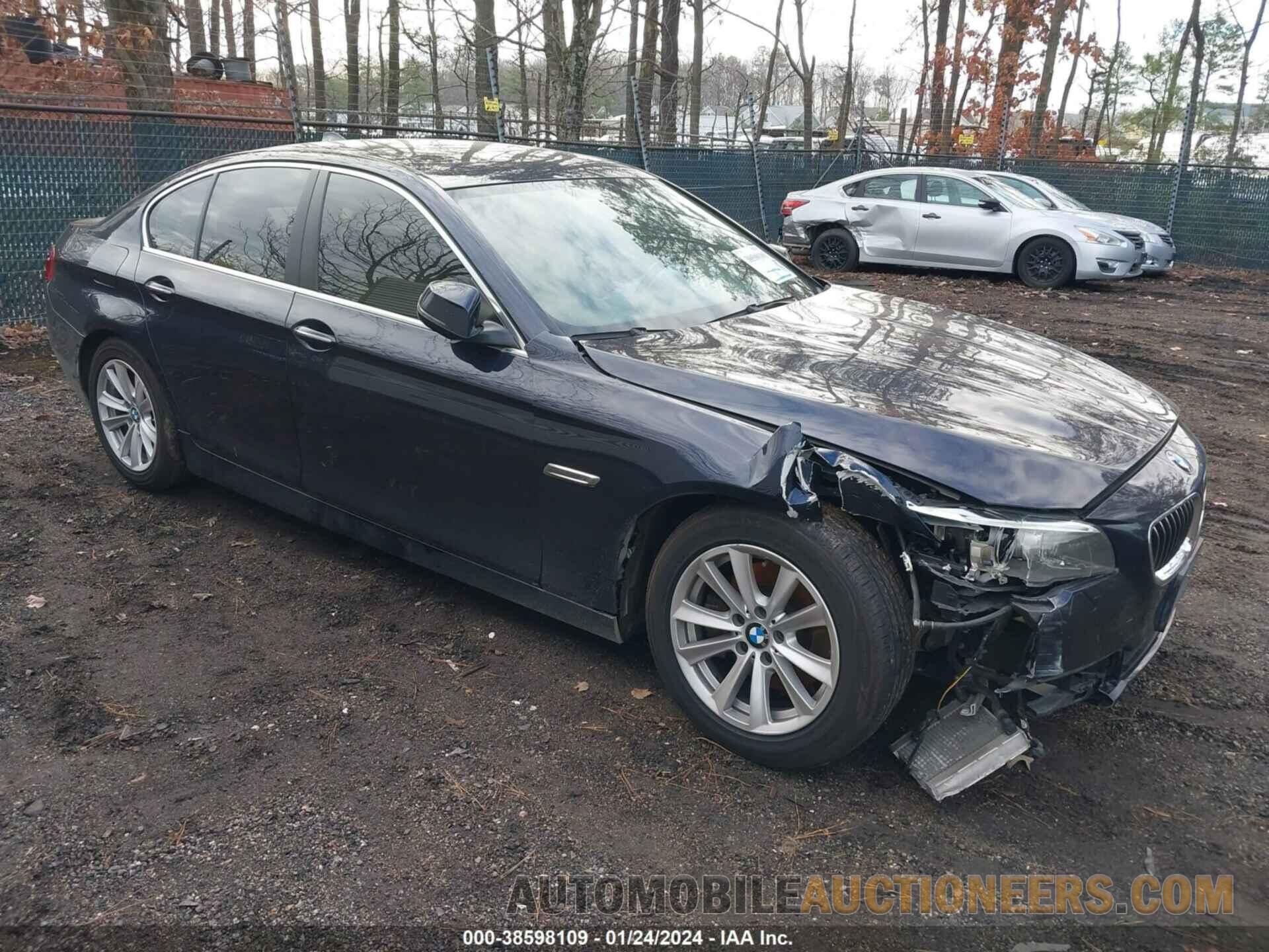 WBA5A5C58FD520226 BMW 528I 2015