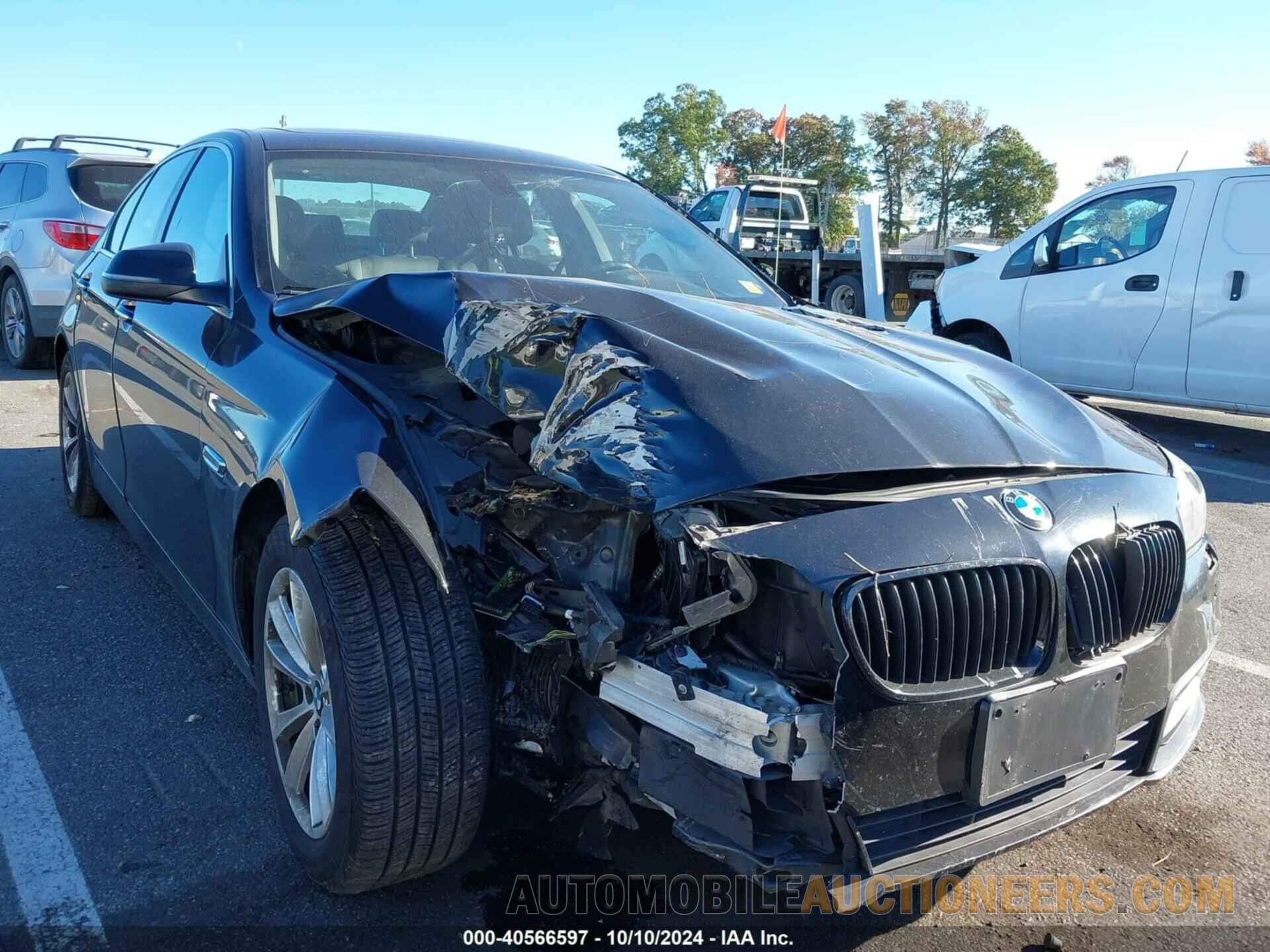 WBA5A7C51FD621202 BMW 528I 2015