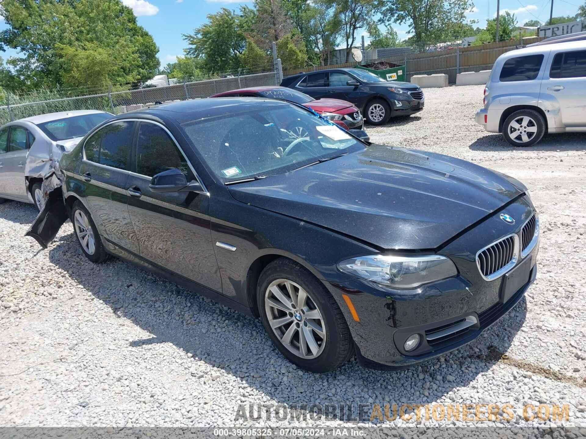 WBA5A7C51FD624360 BMW 528I 2015