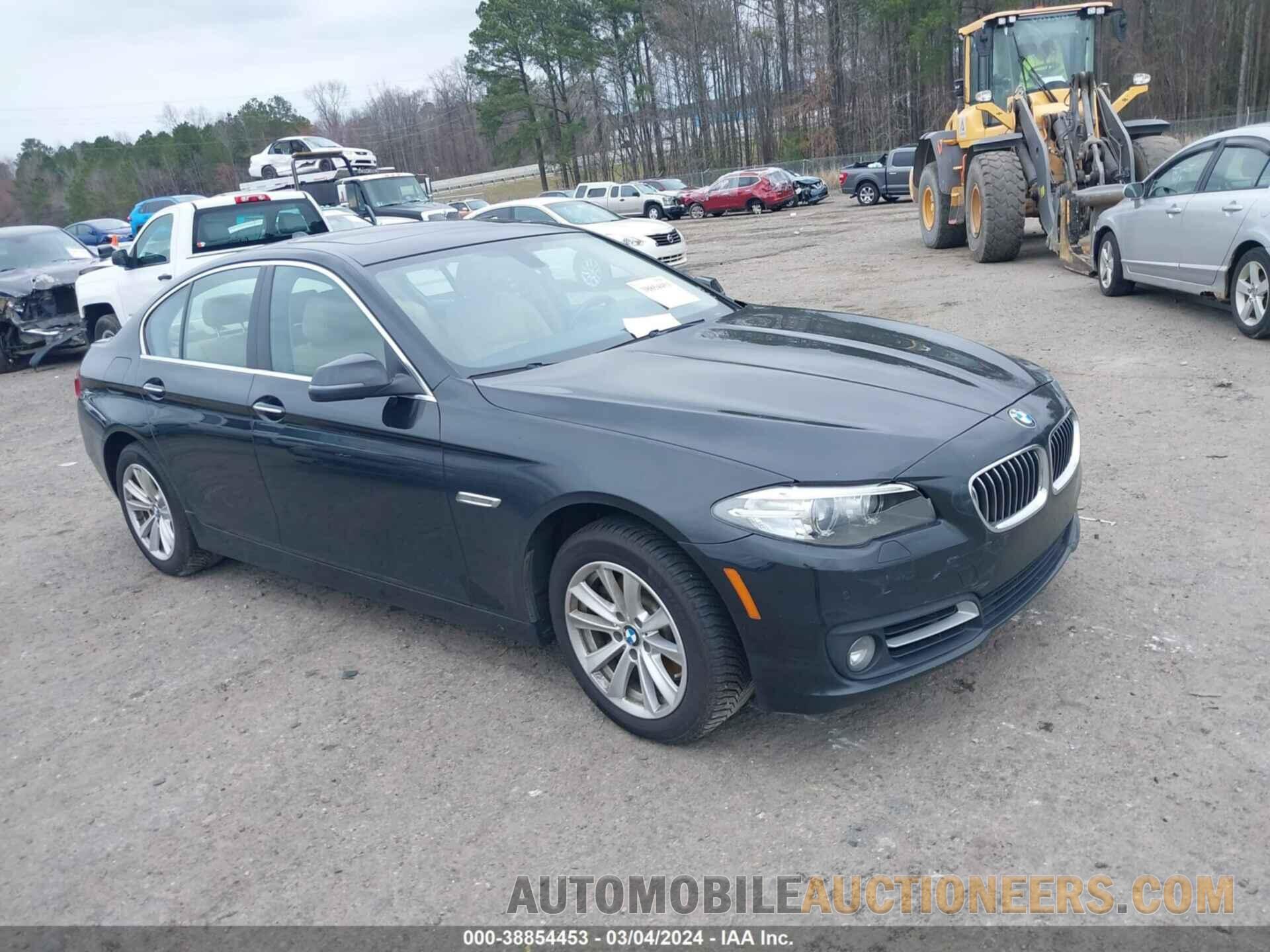 WBA5A7C52FD627929 BMW 528I 2015