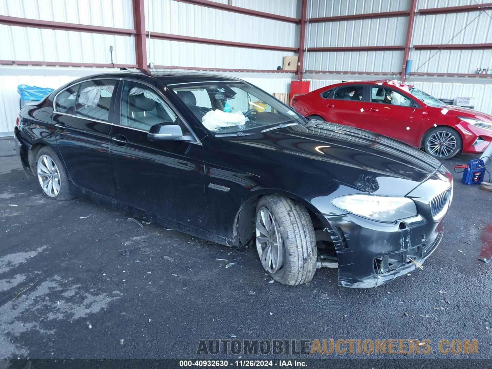 WBA5A7C53FD622027 BMW 528I 2015