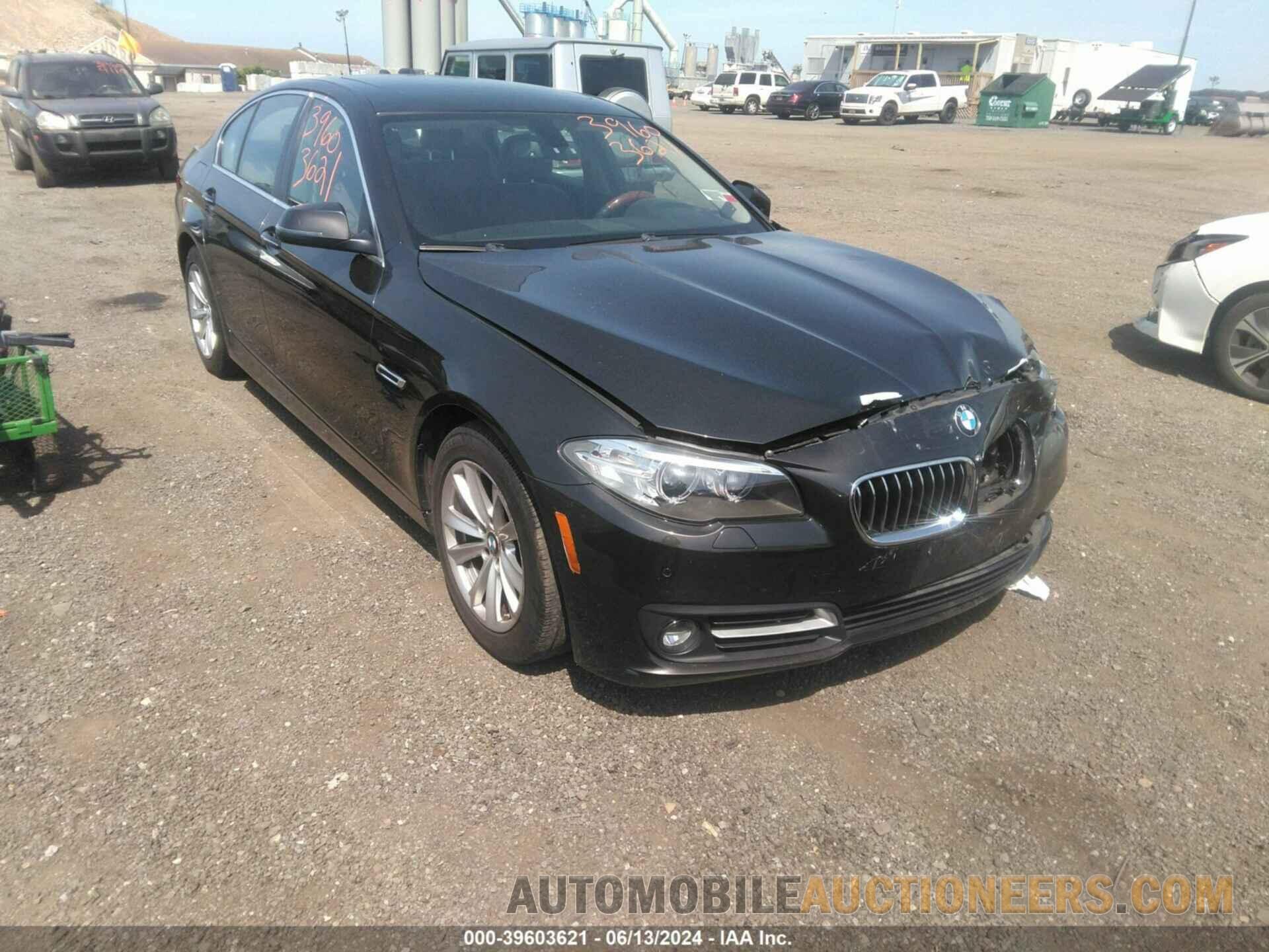 WBA5A7C53FD625302 BMW 528I 2015